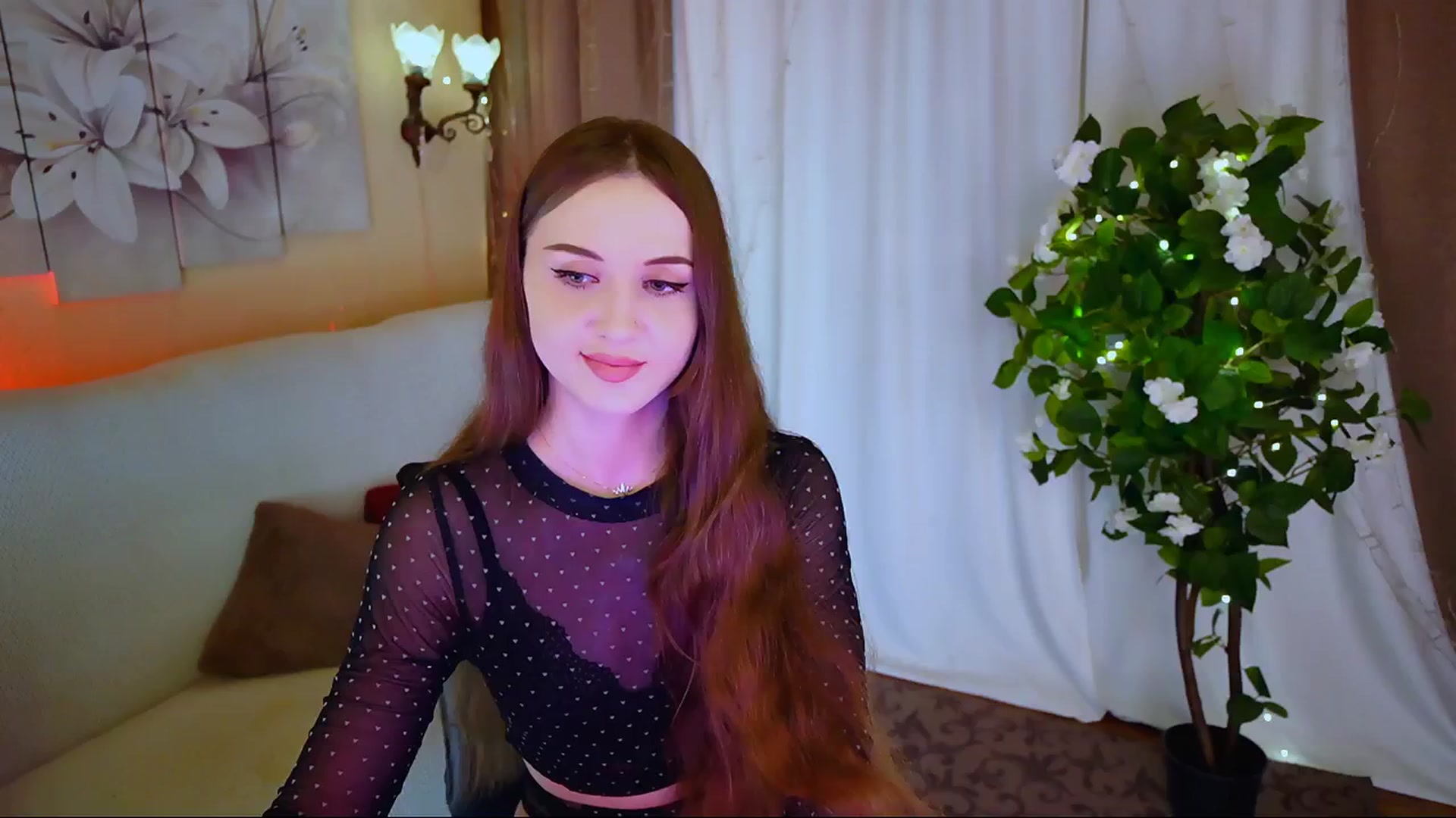 Gallery image thumbnail from Innocent_Soul's myfreecams stream on, 06/19/2024, 19:03 image 14 of 20