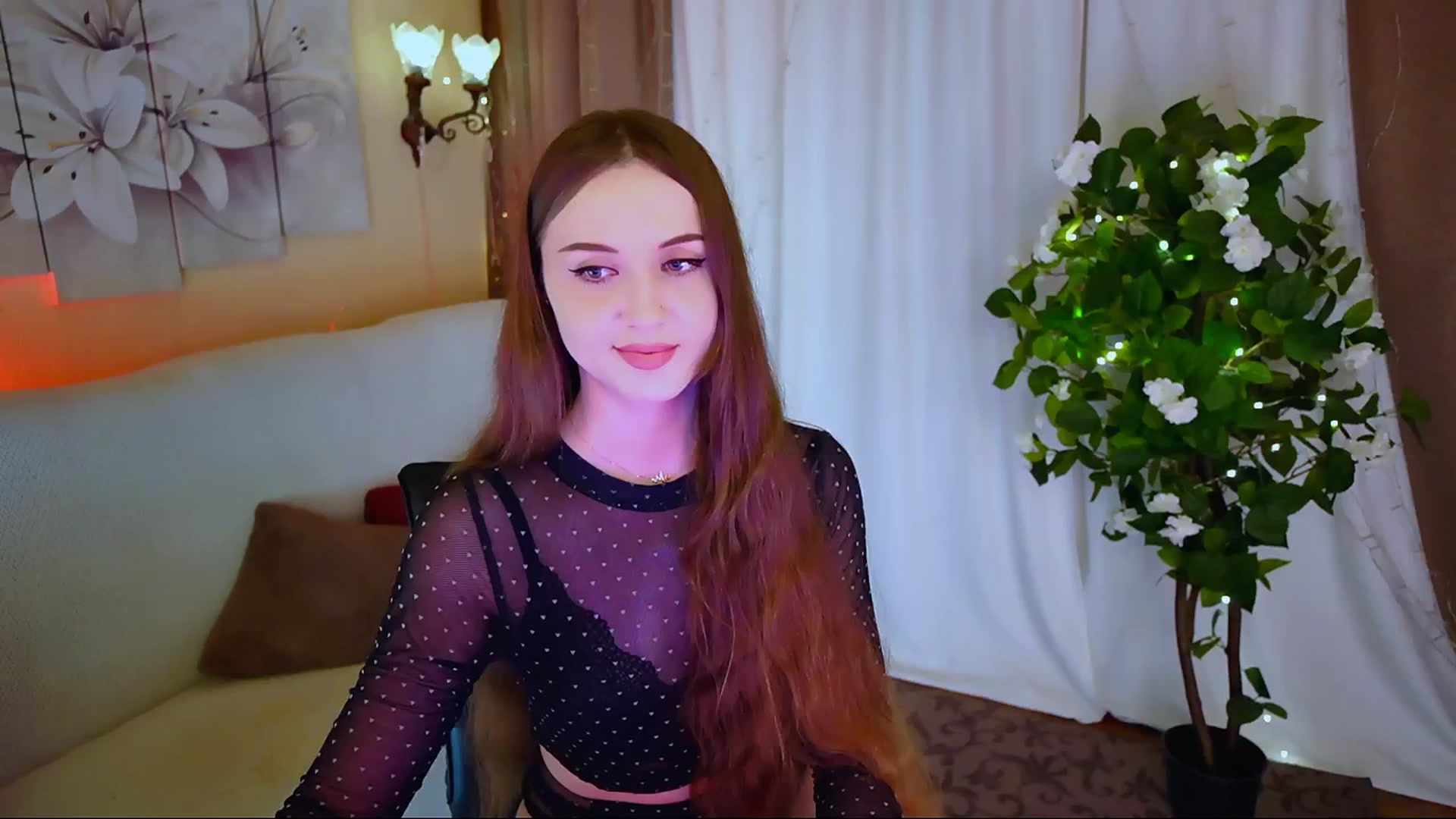 Gallery image thumbnail from Innocent_Soul's myfreecams stream on, 06/19/2024, 19:03 image 15 of 20