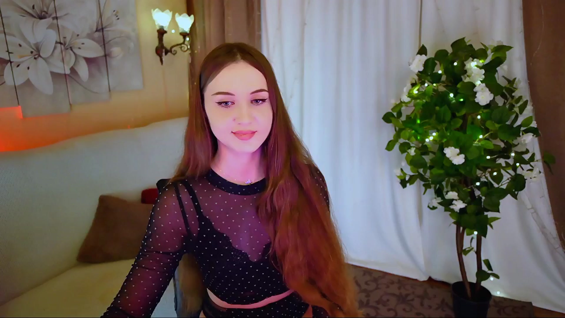 Gallery image thumbnail from Innocent_Soul's myfreecams stream on, 06/19/2024, 19:03 image 18 of 20