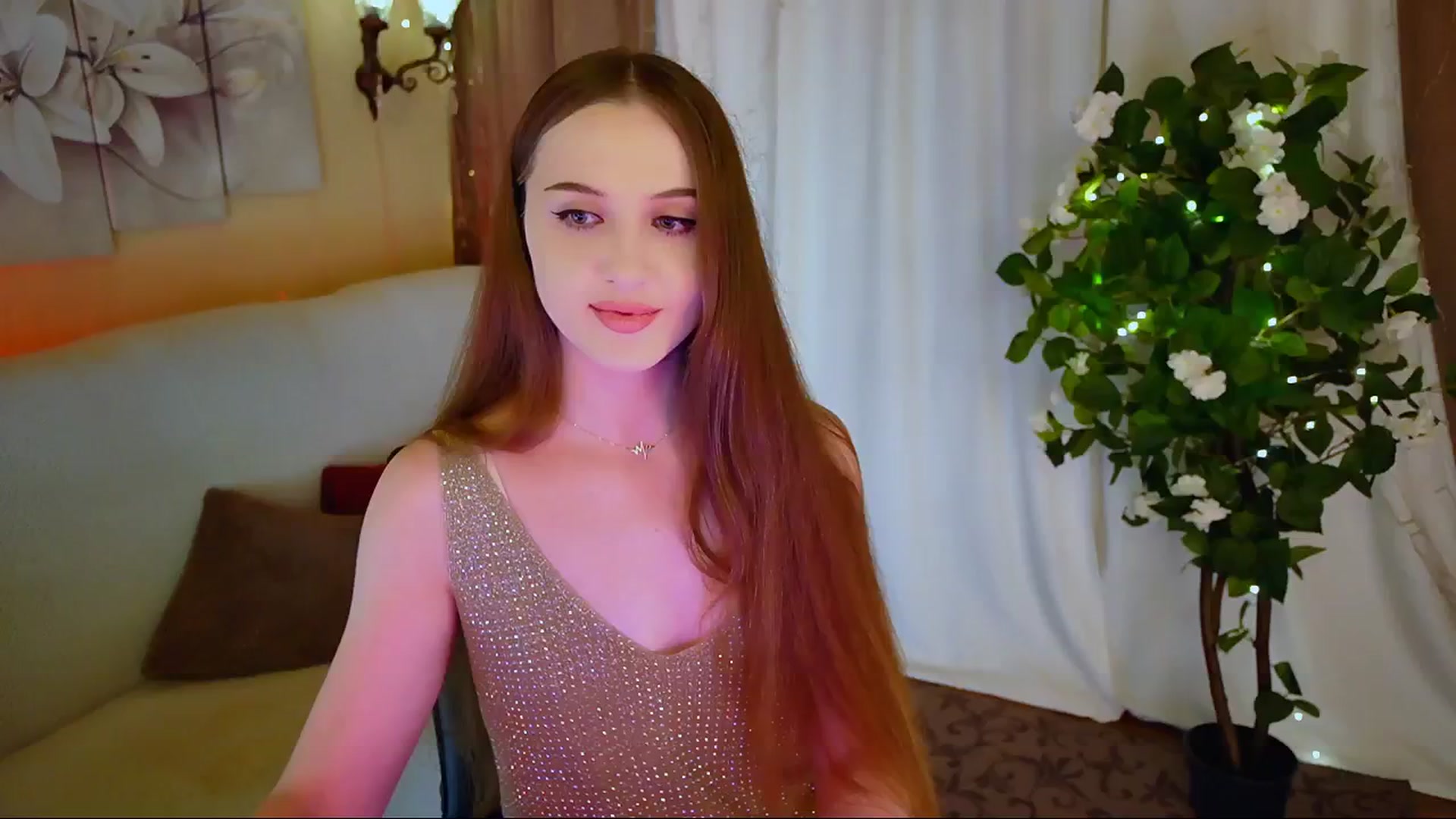 Gallery image thumbnail from Innocent_Soul's myfreecams stream on, 06/29/2024, 21:04 image 5 of 20