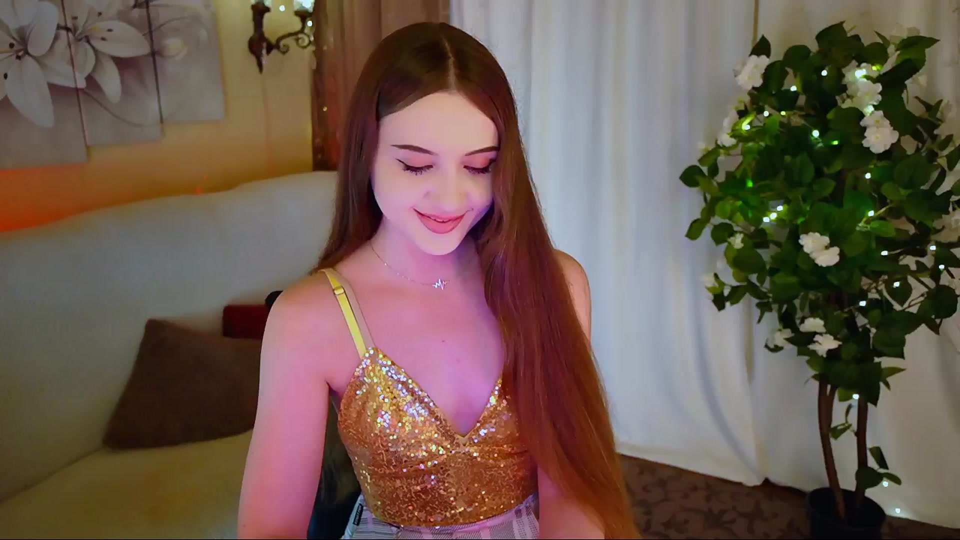 Gallery image thumbnail from Innocent_Soul's myfreecams stream on, 06/30/2024, 21:07 image 7 of 20