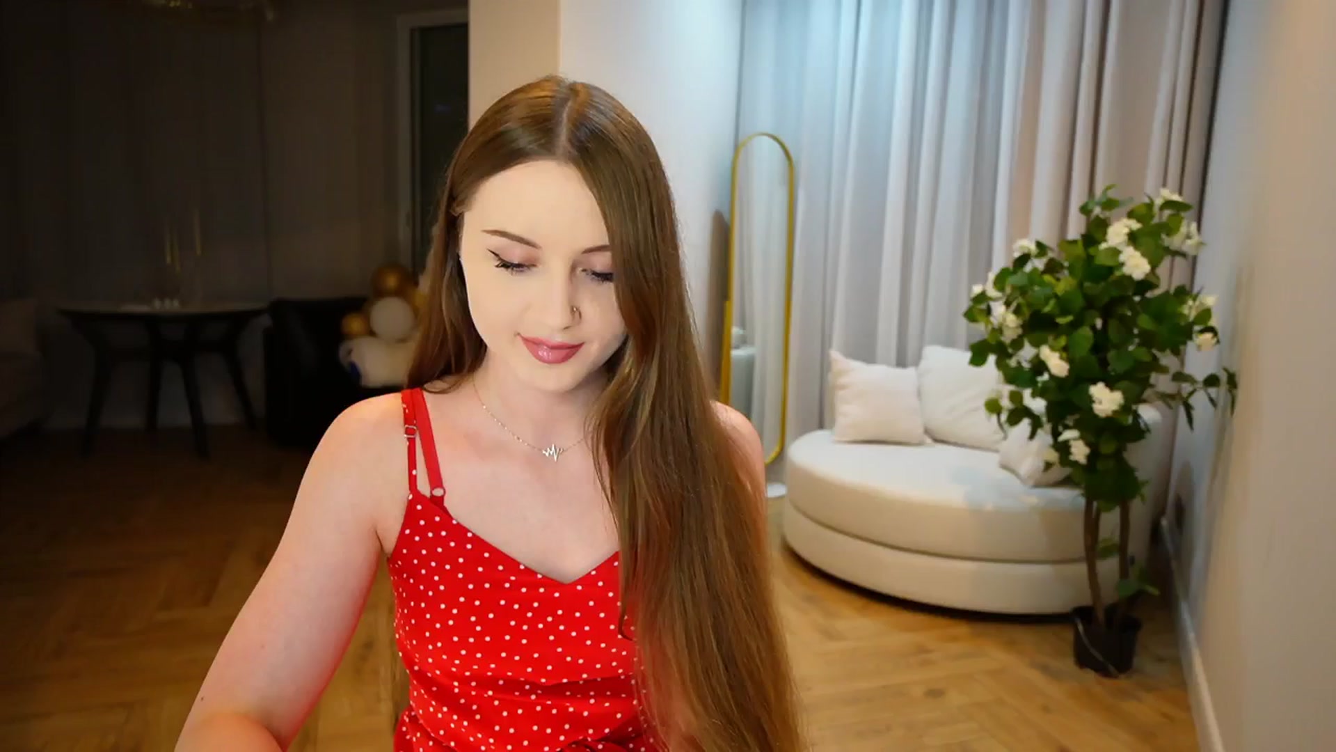 Gallery image thumbnail from Innocent_Soul's myfreecams stream on, 08/31/2024, 19:04 image 2 of 20
