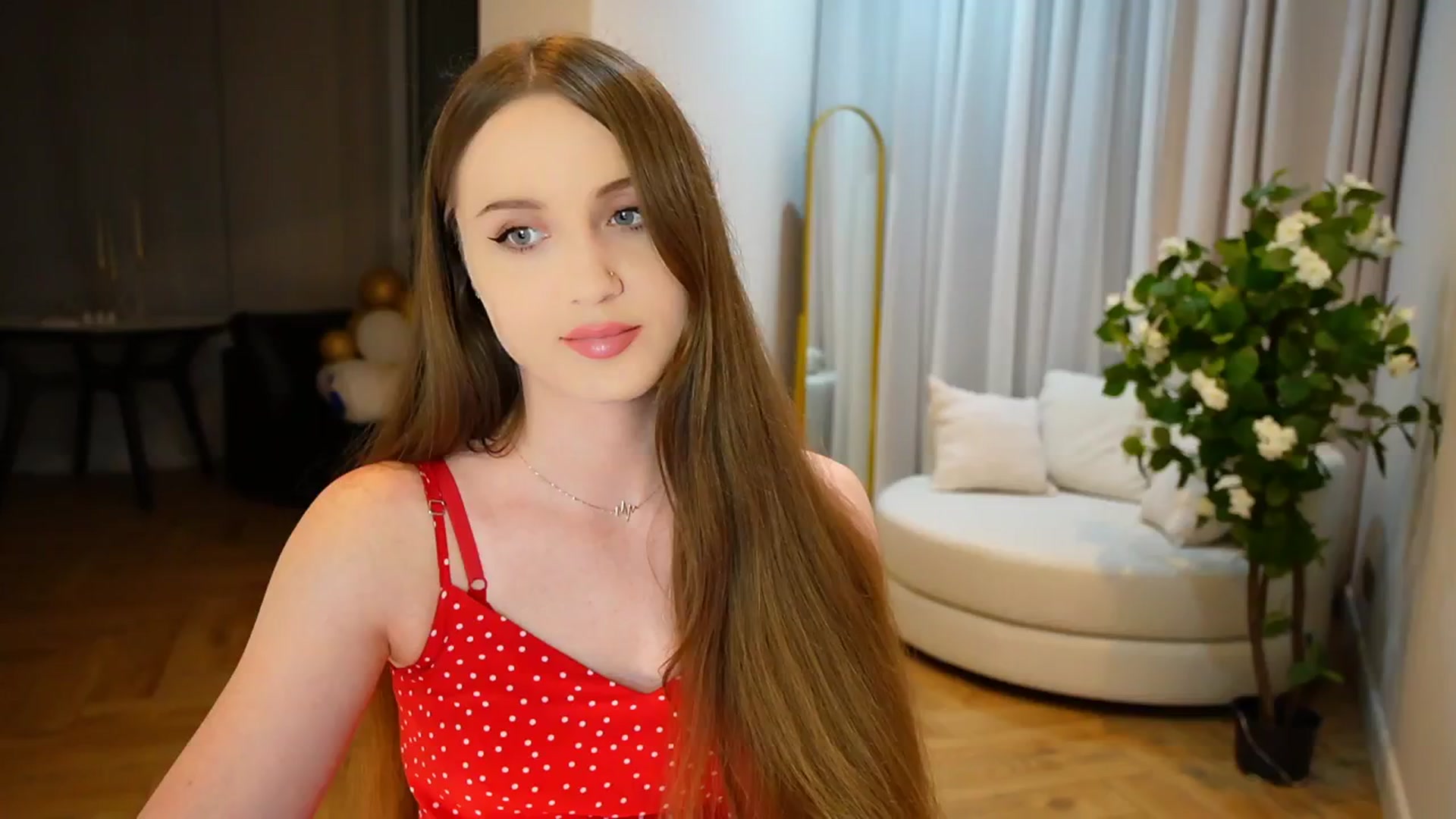 Gallery image thumbnail from Innocent_Soul's myfreecams stream on, 08/31/2024, 19:04 image 14 of 20