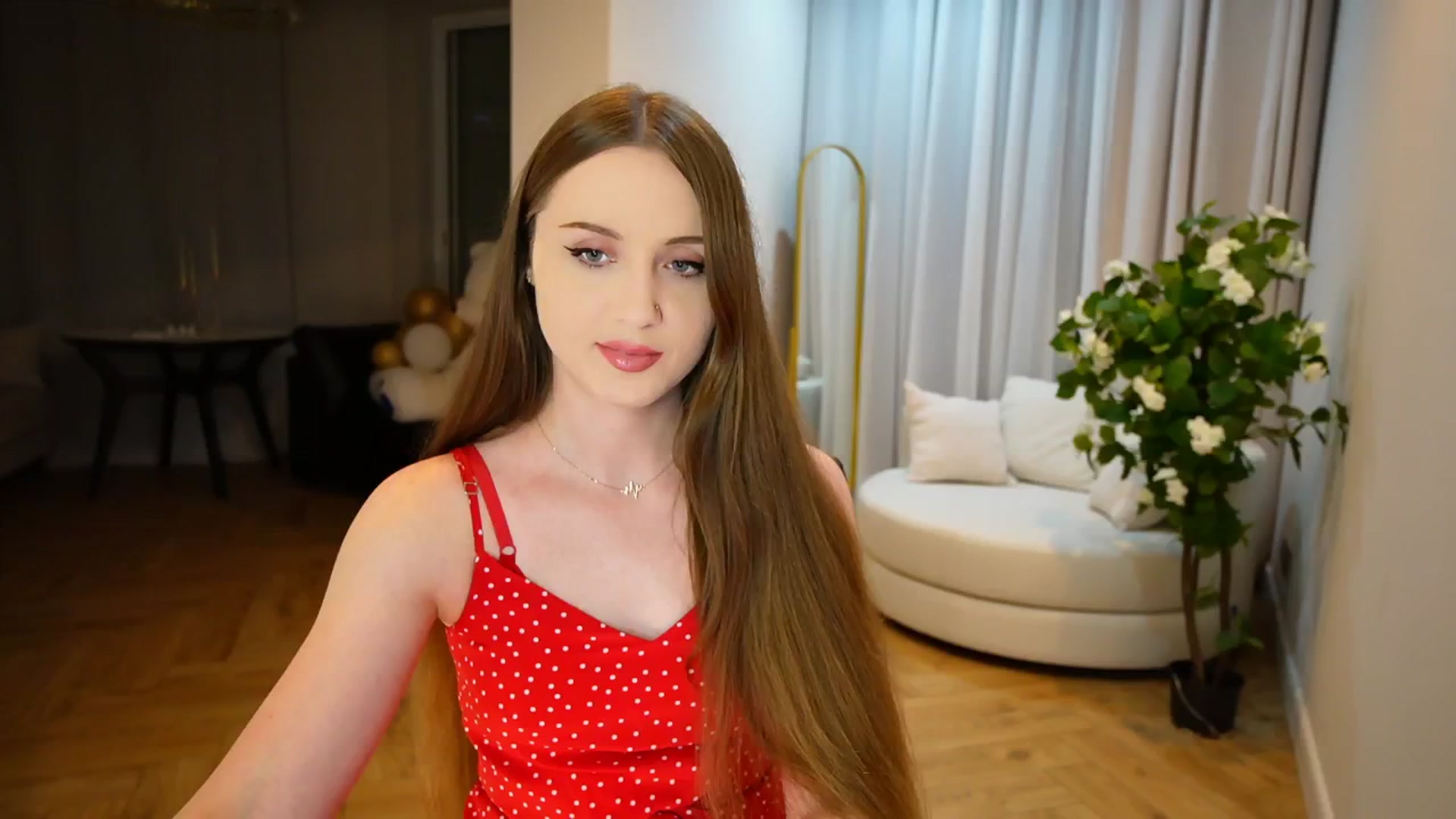 Gallery image thumbnail from Innocent_Soul's myfreecams stream on, 08/31/2024, 19:04 image 8 of 20