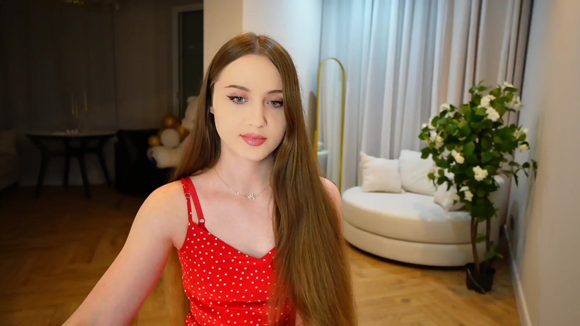 Gallery image thumbnail from Innocent_Soul's myfreecams stream on, 08/31/2024, 19:04 image 7 of 20