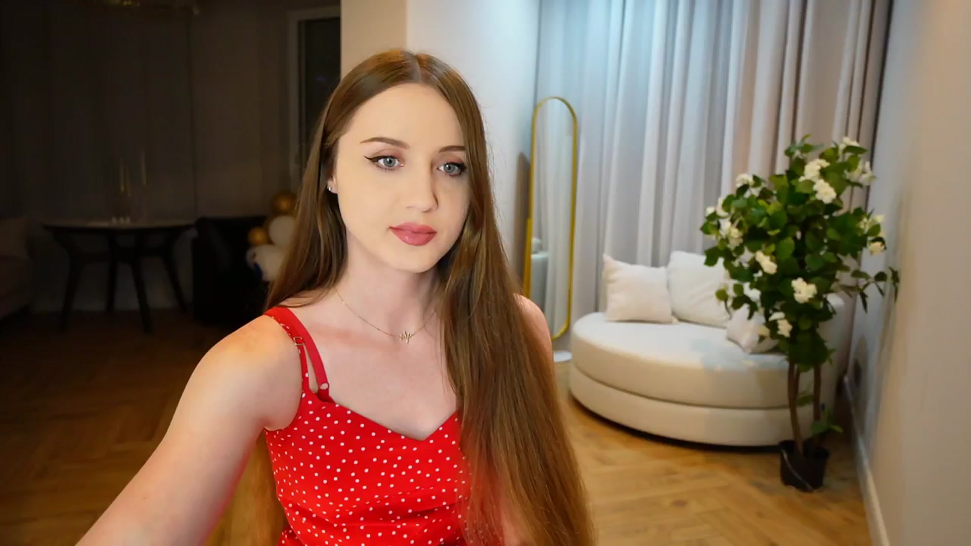 Gallery image thumbnail from Innocent_Soul's myfreecams stream on, 08/31/2024, 19:04 image 3 of 20