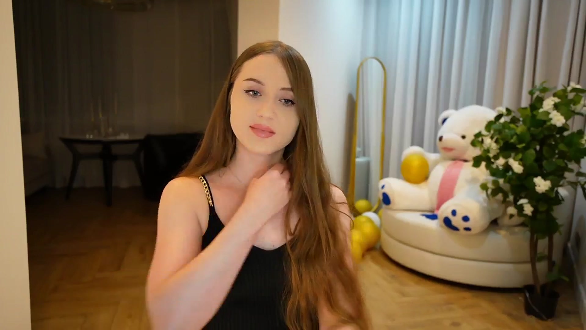 Gallery image thumbnail from Innocent_Soul's myfreecams stream on, 09/02/2024, 19:01 image 17 of 20