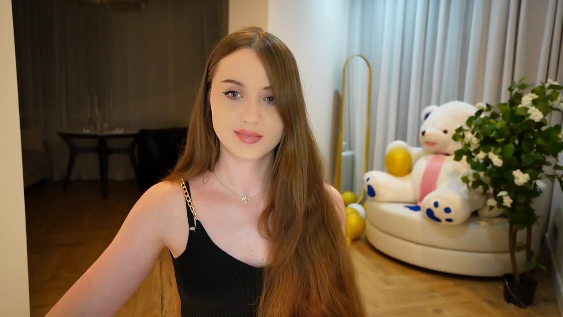 Gallery image thumbnail from Innocent_Soul's myfreecams stream on, 09/02/2024, 19:01 image 20 of 20