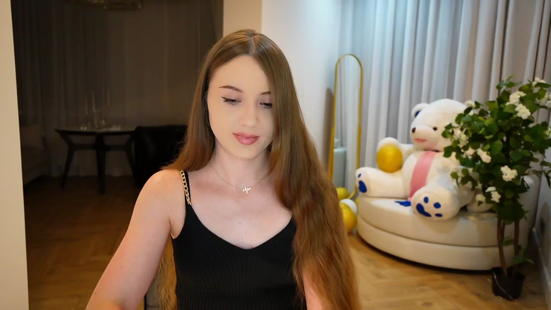 Gallery image thumbnail from Innocent_Soul's myfreecams stream on, 09/02/2024, 19:01 image 2 of 20
