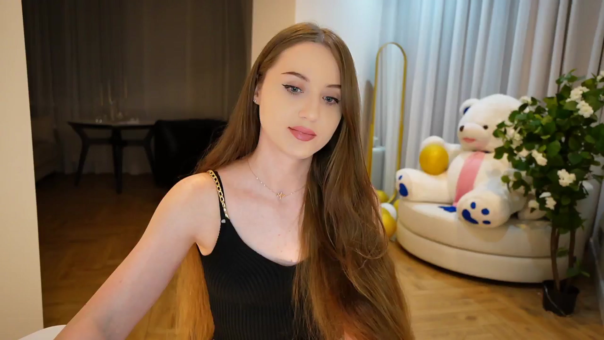Gallery image thumbnail from Innocent_Soul's myfreecams stream on, 09/02/2024, 20:05 image 13 of 20