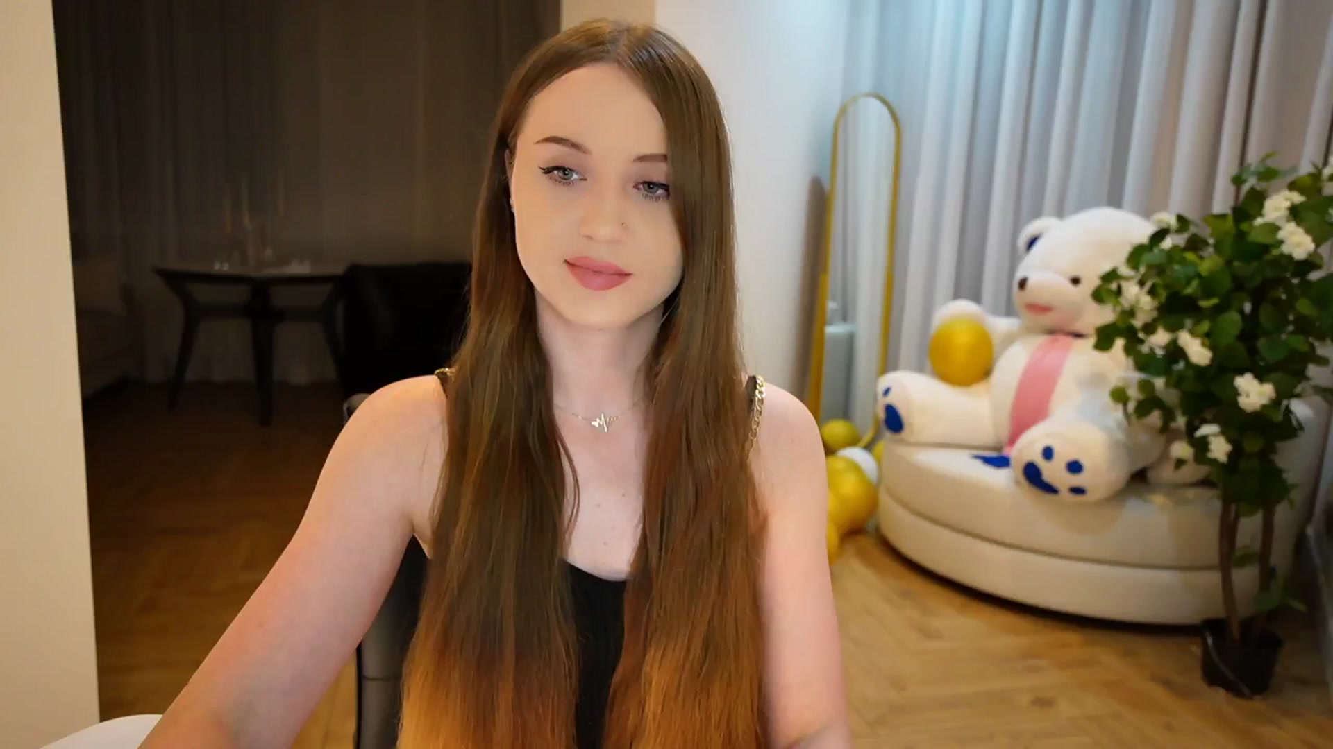 Gallery image thumbnail from Innocent_Soul's myfreecams stream on, 09/02/2024, 21:11 image 10 of 20