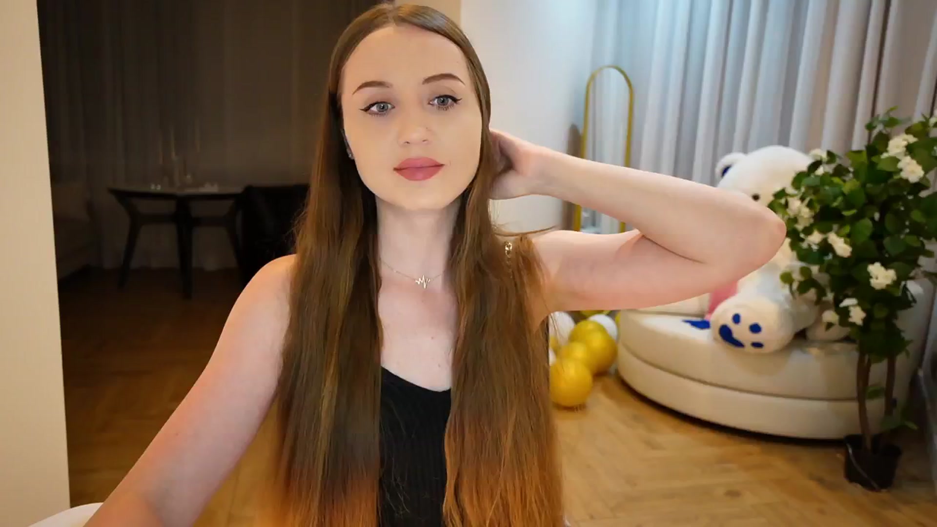 Gallery image thumbnail from Innocent_Soul's myfreecams stream on, 09/02/2024, 21:11 image 17 of 20