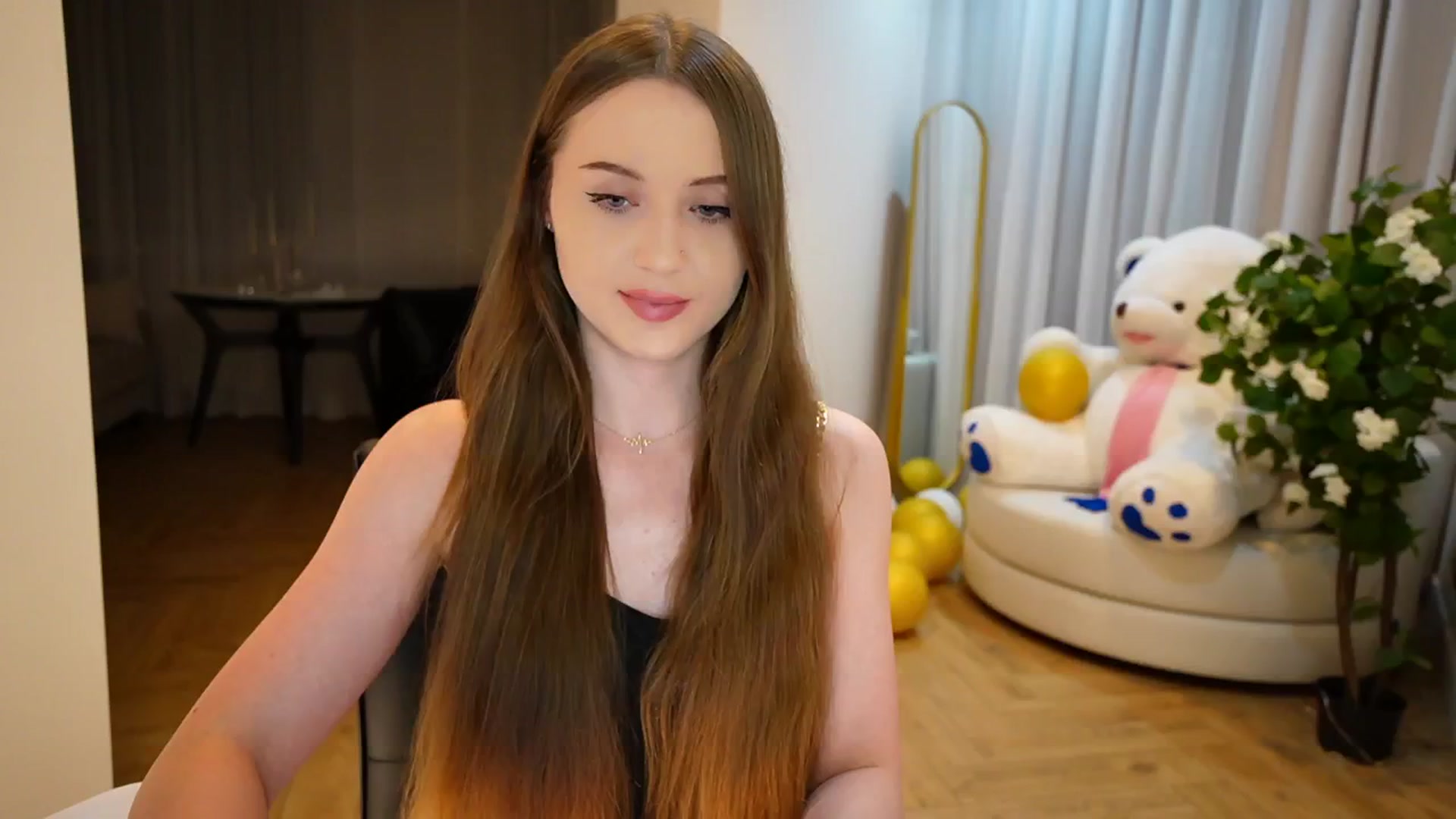 Gallery image thumbnail from Innocent_Soul's myfreecams stream on, 09/02/2024, 22:02 image 14 of 20