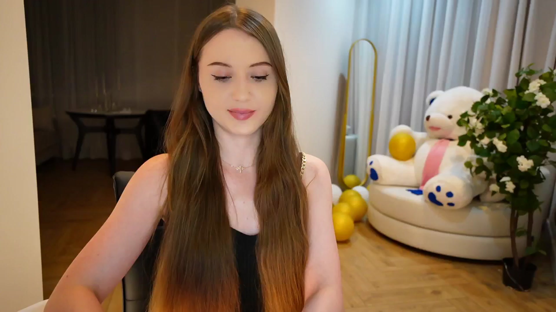 Gallery image thumbnail from Innocent_Soul's myfreecams stream on, 09/02/2024, 22:02 image 18 of 20