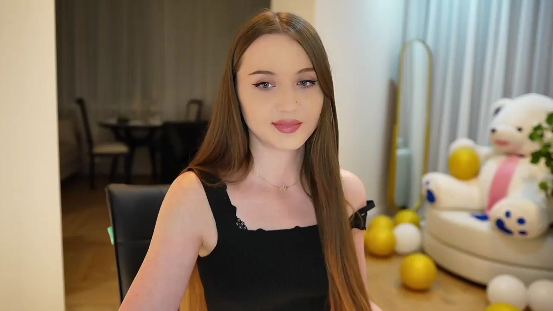Gallery image thumbnail from Innocent_Soul's myfreecams stream on, 09/07/2024, 19:46 image 17 of 20