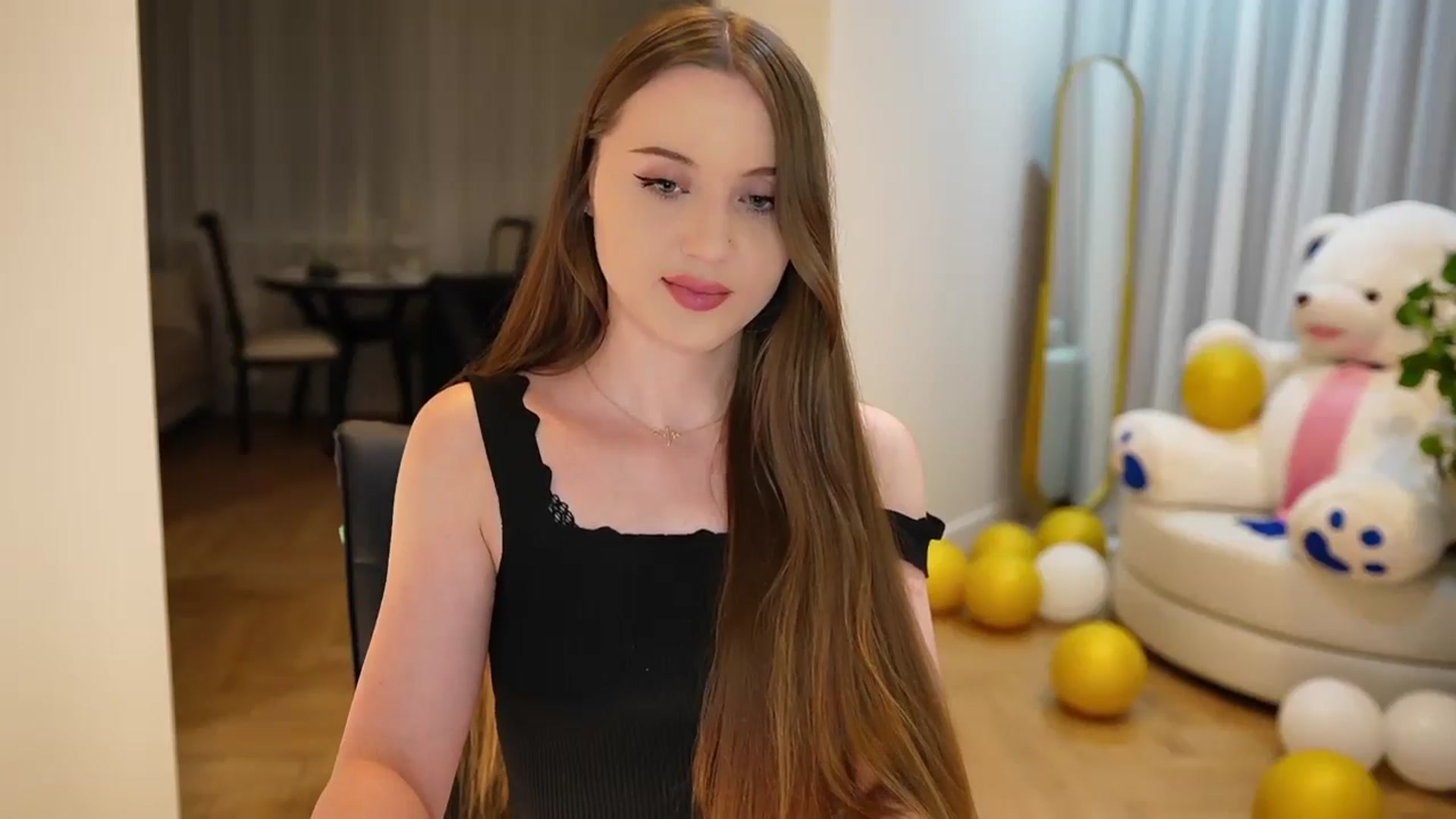 Gallery image thumbnail from Innocent_Soul's myfreecams stream on, 09/07/2024, 20:30 image 20 of 20