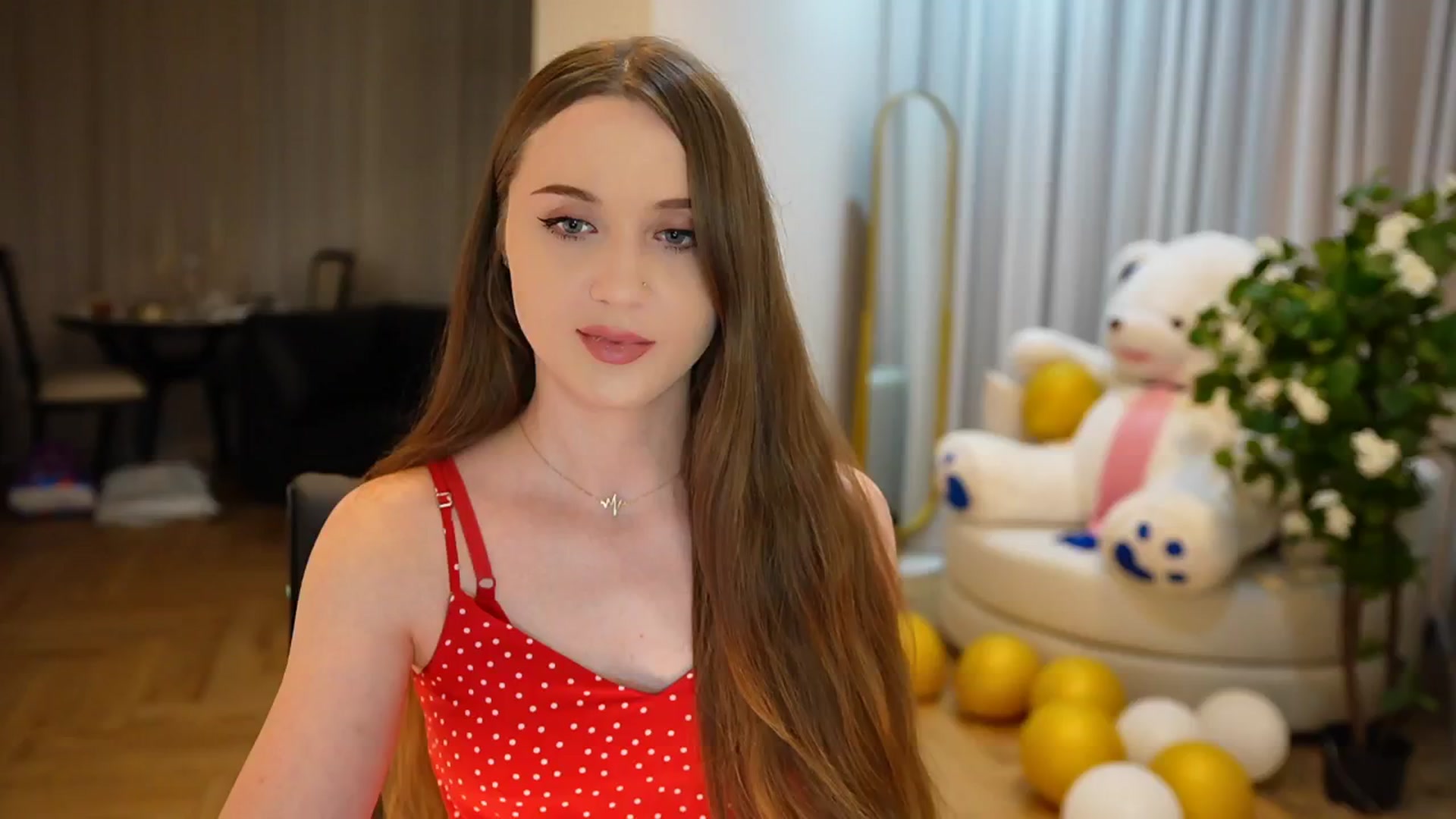 Gallery image thumbnail from Innocent_Soul's myfreecams stream on, 09/09/2024, 19:13 image 13 of 20