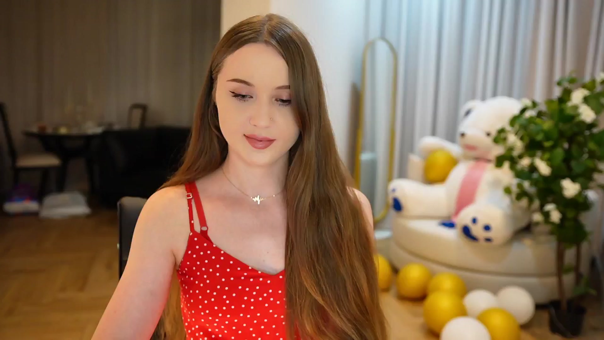 Gallery image thumbnail from Innocent_Soul's myfreecams stream on, 09/09/2024, 19:13 image 14 of 20