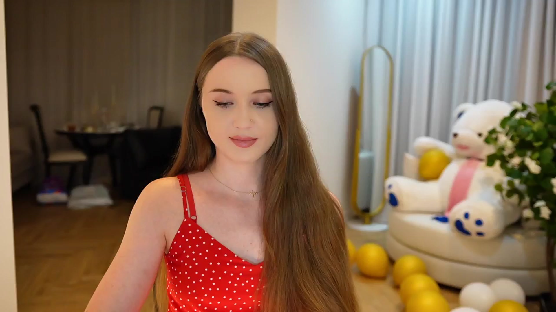 Gallery image thumbnail from Innocent_Soul's myfreecams stream on, 09/09/2024, 21:39 image 15 of 20