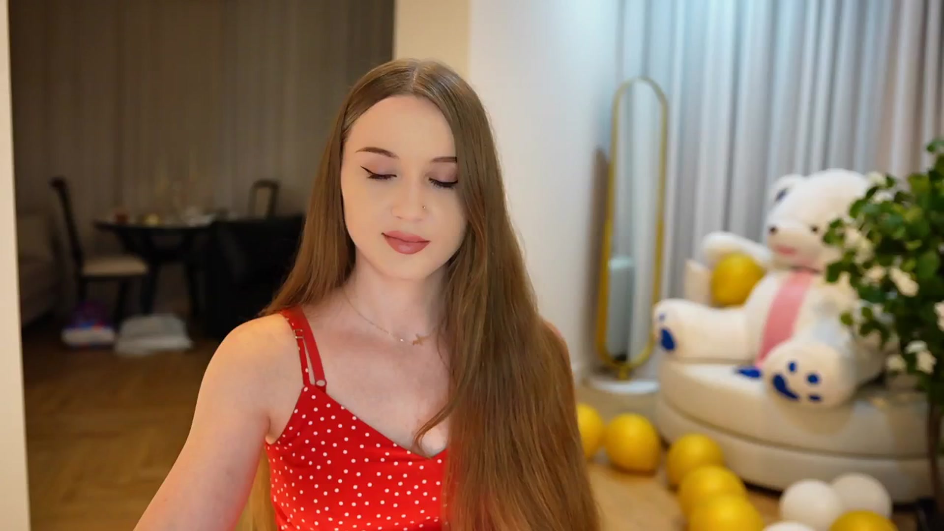Gallery image thumbnail from Innocent_Soul's myfreecams stream on, 09/09/2024, 21:39 image 7 of 20