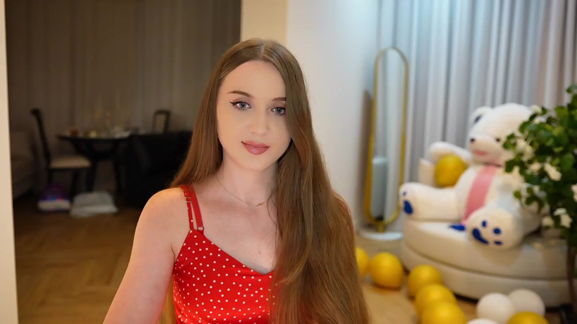 Gallery image thumbnail from Innocent_Soul's myfreecams stream on, 09/09/2024, 21:39 image 8 of 20