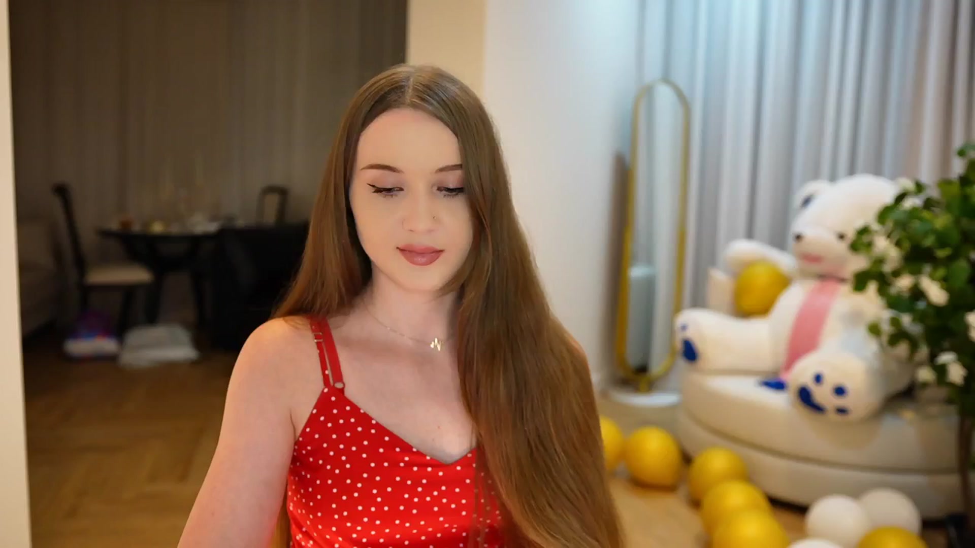 Gallery image thumbnail from Innocent_Soul's myfreecams stream on, 09/09/2024, 21:39 image 13 of 20