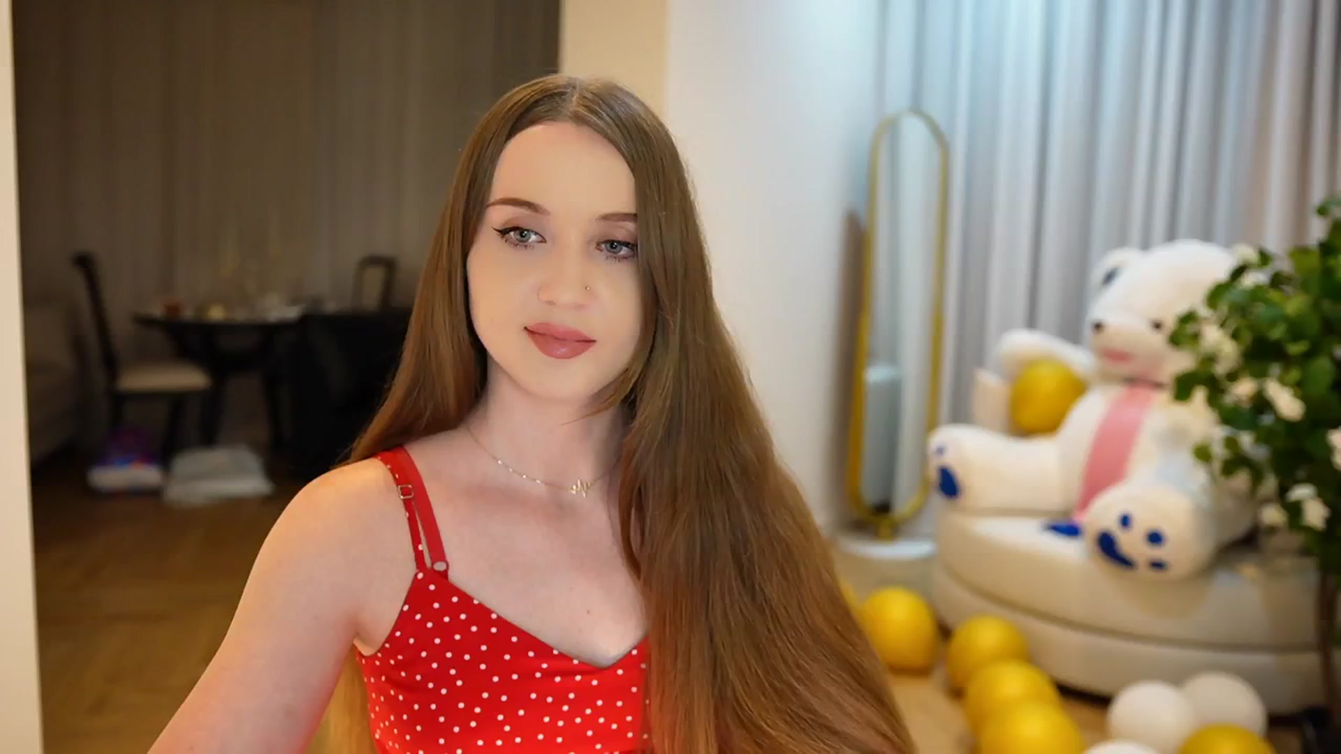 Gallery image thumbnail from Innocent_Soul's myfreecams stream on, 09/09/2024, 21:39 image 14 of 20