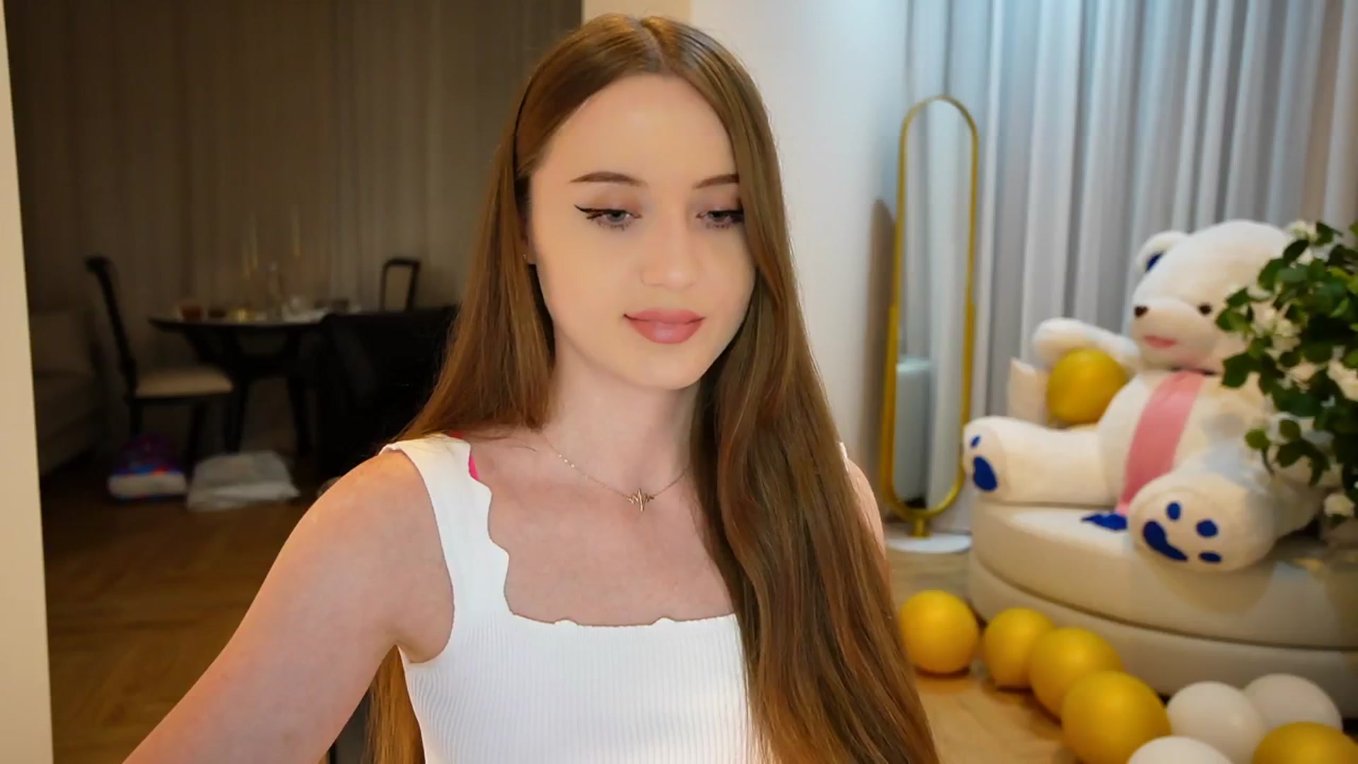 Gallery image thumbnail from Innocent_Soul's myfreecams stream on, 09/10/2024, 20:56 image 13 of 20