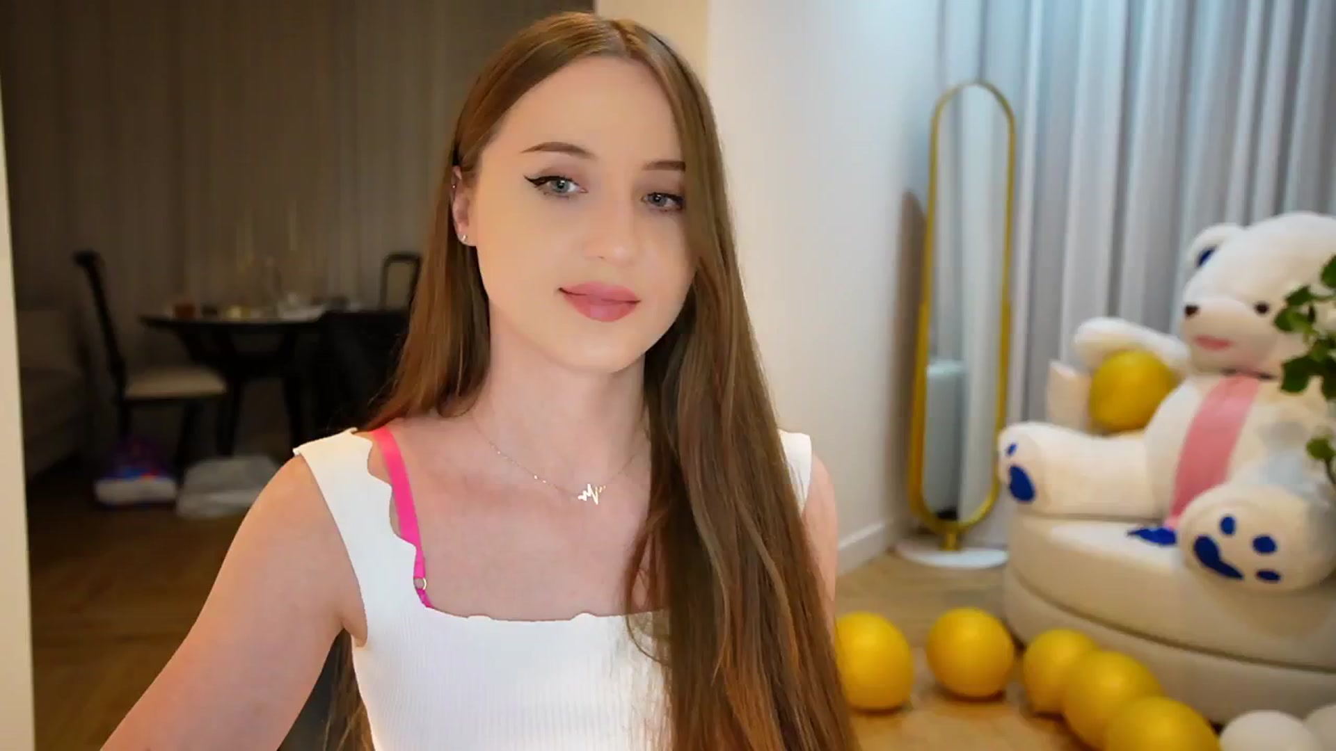 Gallery image thumbnail from Innocent_Soul's myfreecams stream on, 09/10/2024, 22:00 image 14 of 20
