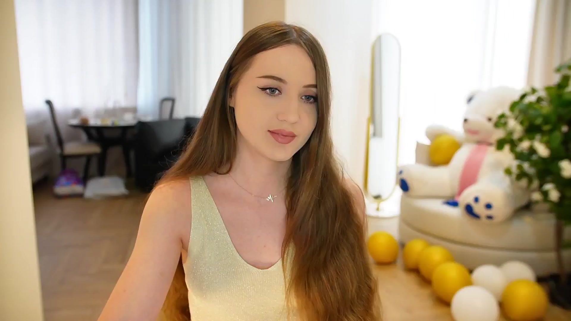 Gallery image thumbnail from Innocent_Soul's myfreecams stream on, 09/11/2024, 11:32 image 3 of 20
