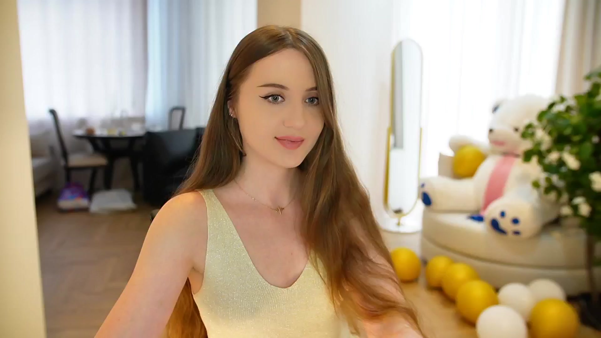 Gallery image thumbnail from Innocent_Soul's myfreecams stream on, 09/11/2024, 12:37 image 18 of 20