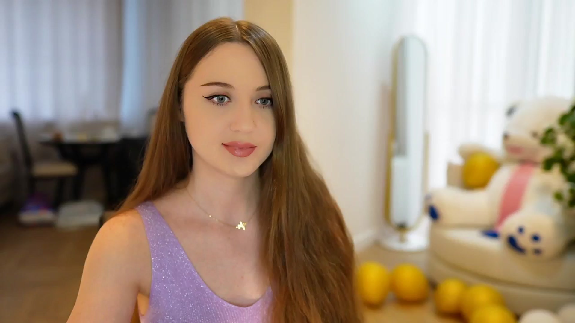 Gallery image thumbnail from Innocent_Soul's myfreecams stream on, 09/12/2024, 14:37 image 13 of 20