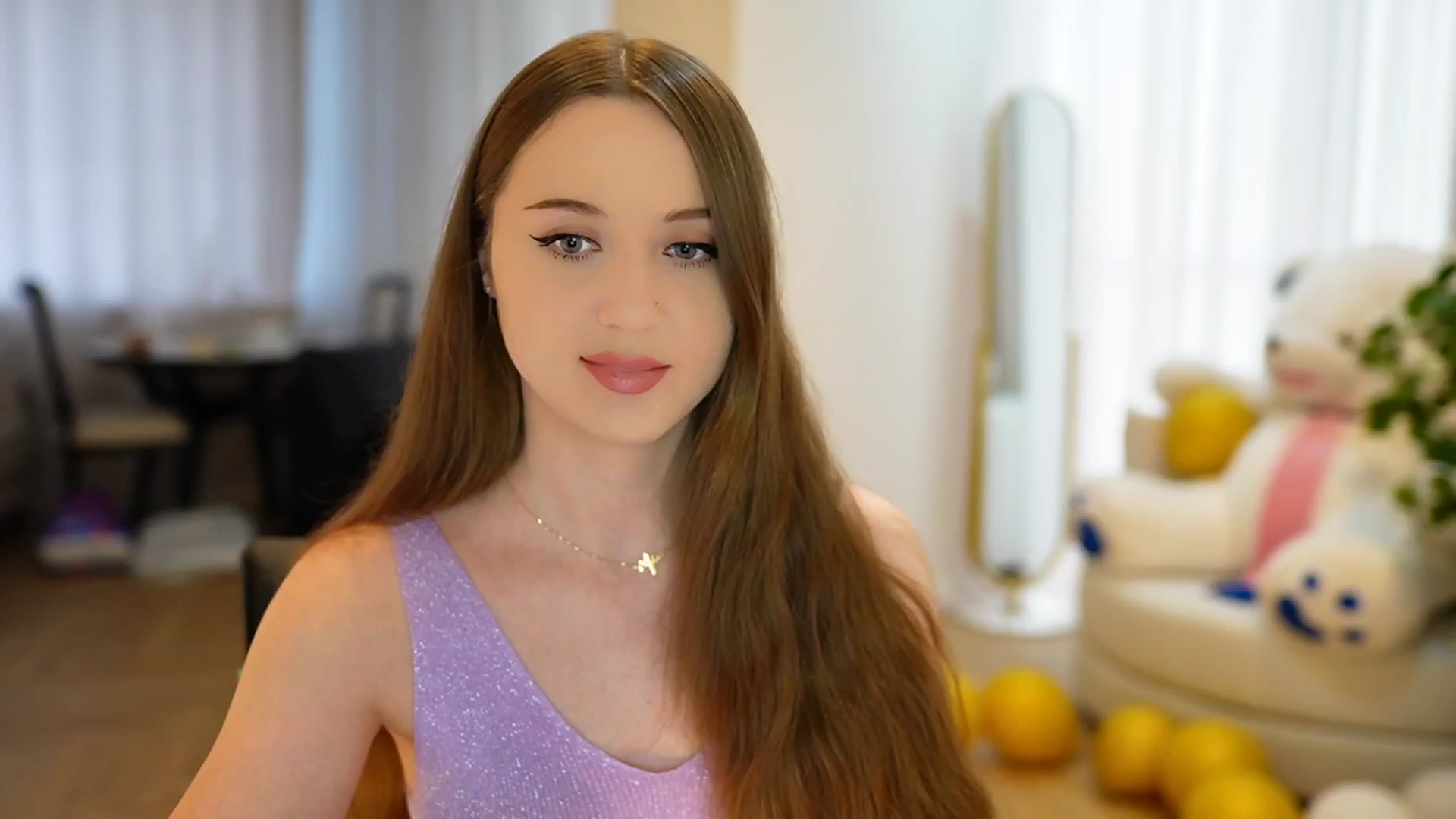 Gallery image thumbnail from Innocent_Soul's myfreecams stream on, 09/12/2024, 14:37 image 7 of 20