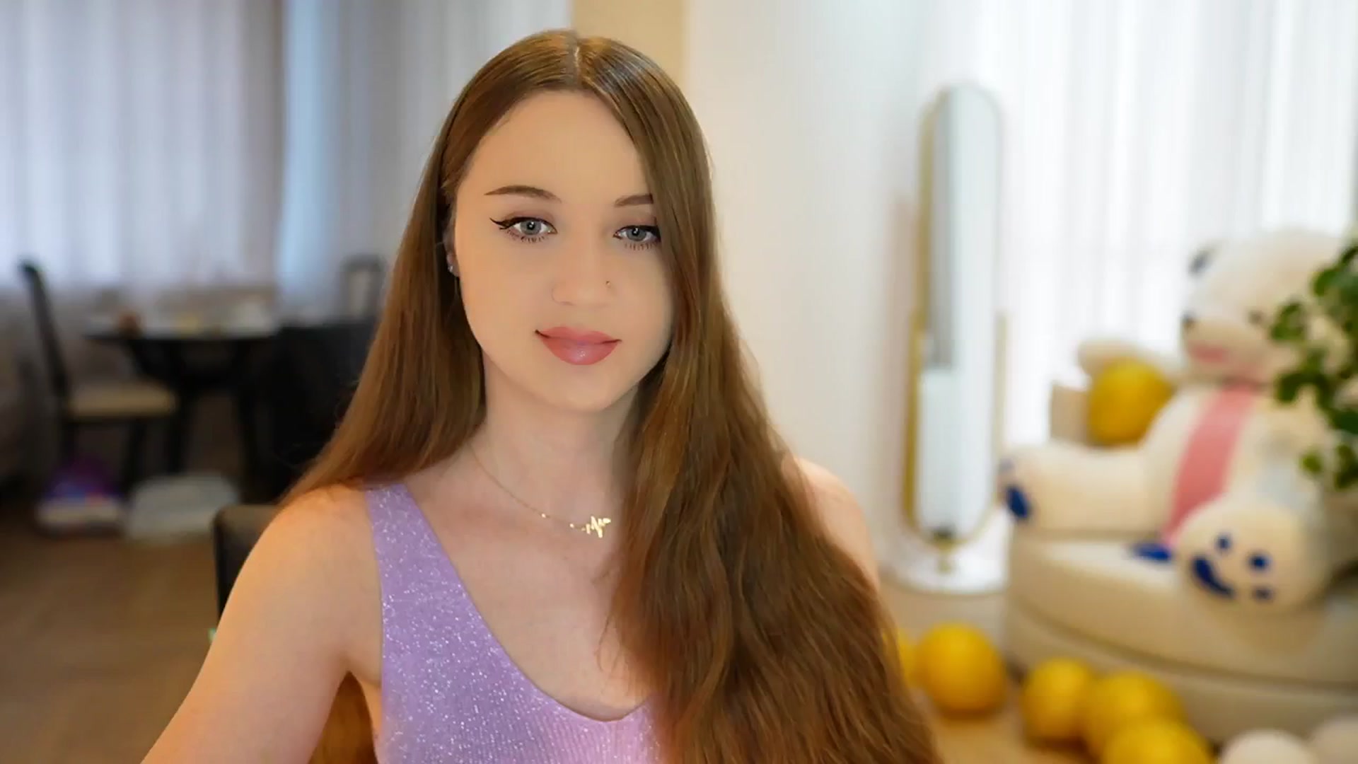 Gallery image thumbnail from Innocent_Soul's myfreecams stream on, 09/12/2024, 14:37 image 8 of 20