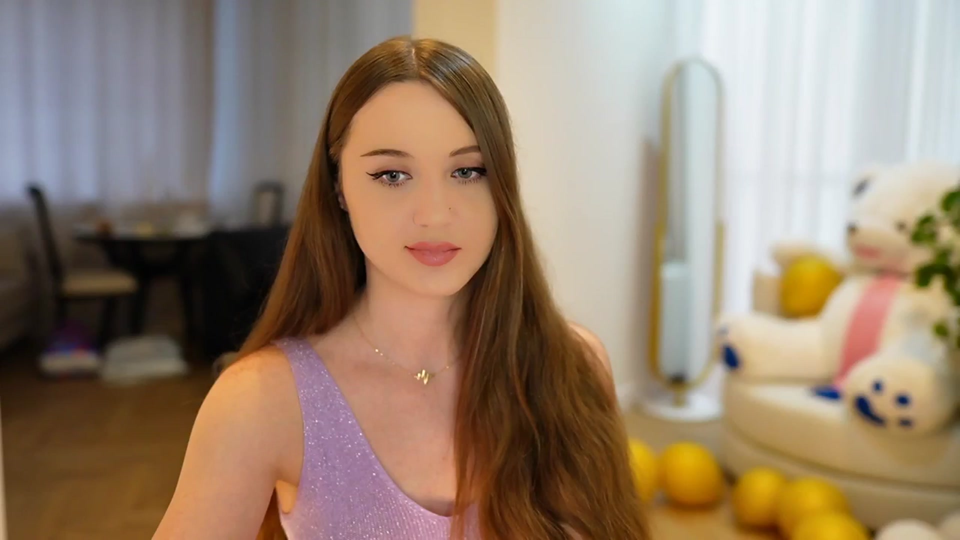Gallery image thumbnail from Innocent_Soul's myfreecams stream on, 09/12/2024, 14:54 image 9 of 20