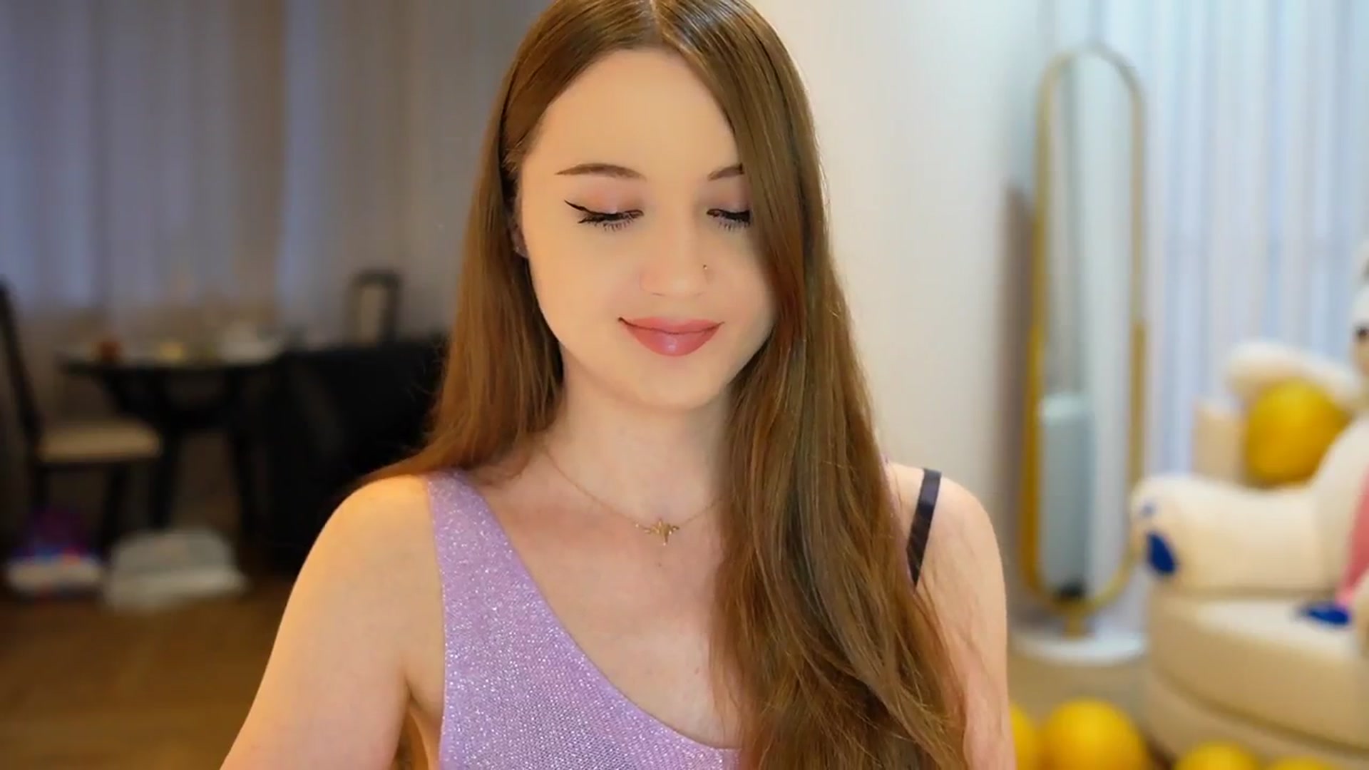 Gallery image thumbnail from Innocent_Soul's myfreecams stream on, 09/12/2024, 15:18 image 5 of 20