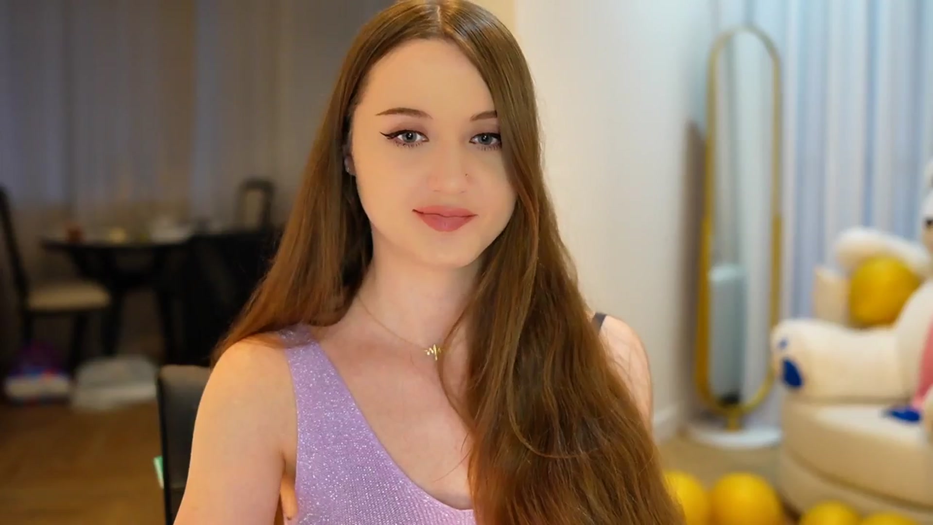 Gallery image thumbnail from Innocent_Soul's myfreecams stream on, 09/12/2024, 15:18 image 17 of 20