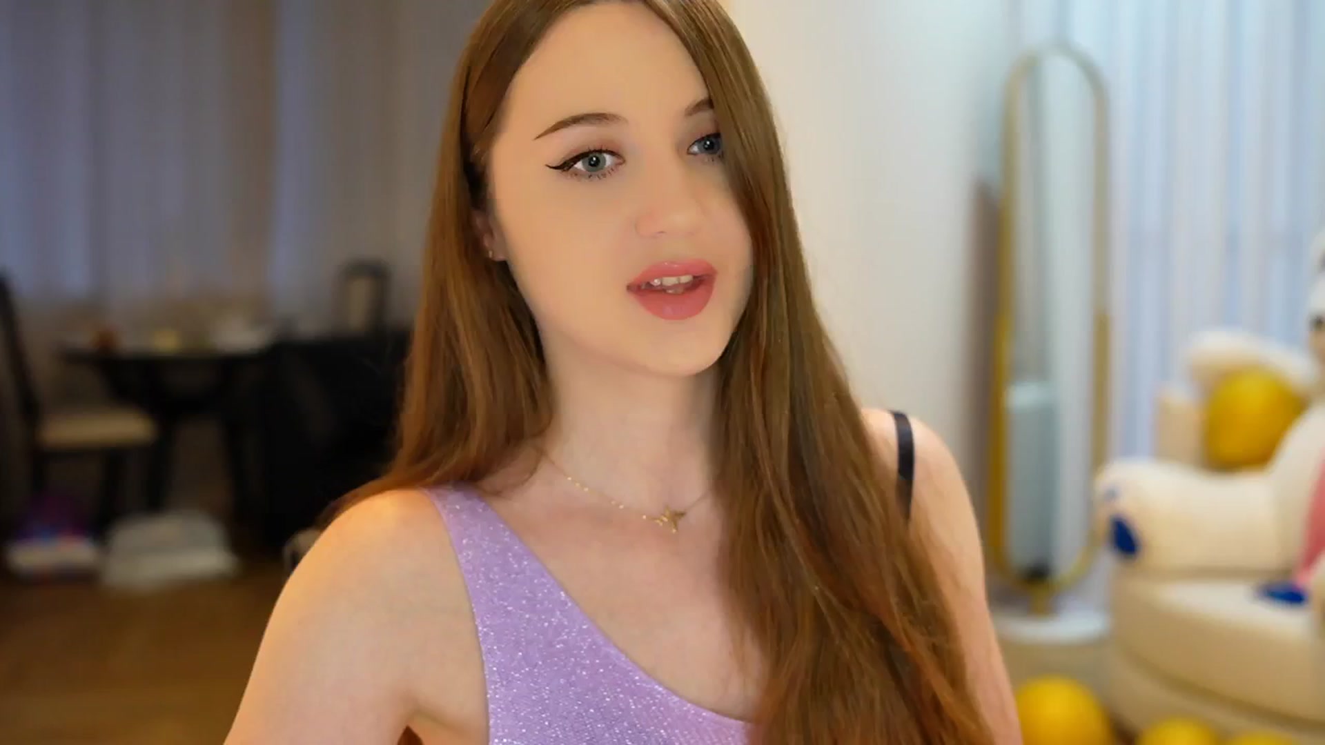 Gallery image thumbnail from Innocent_Soul's myfreecams stream on, 09/12/2024, 15:18 image 6 of 20