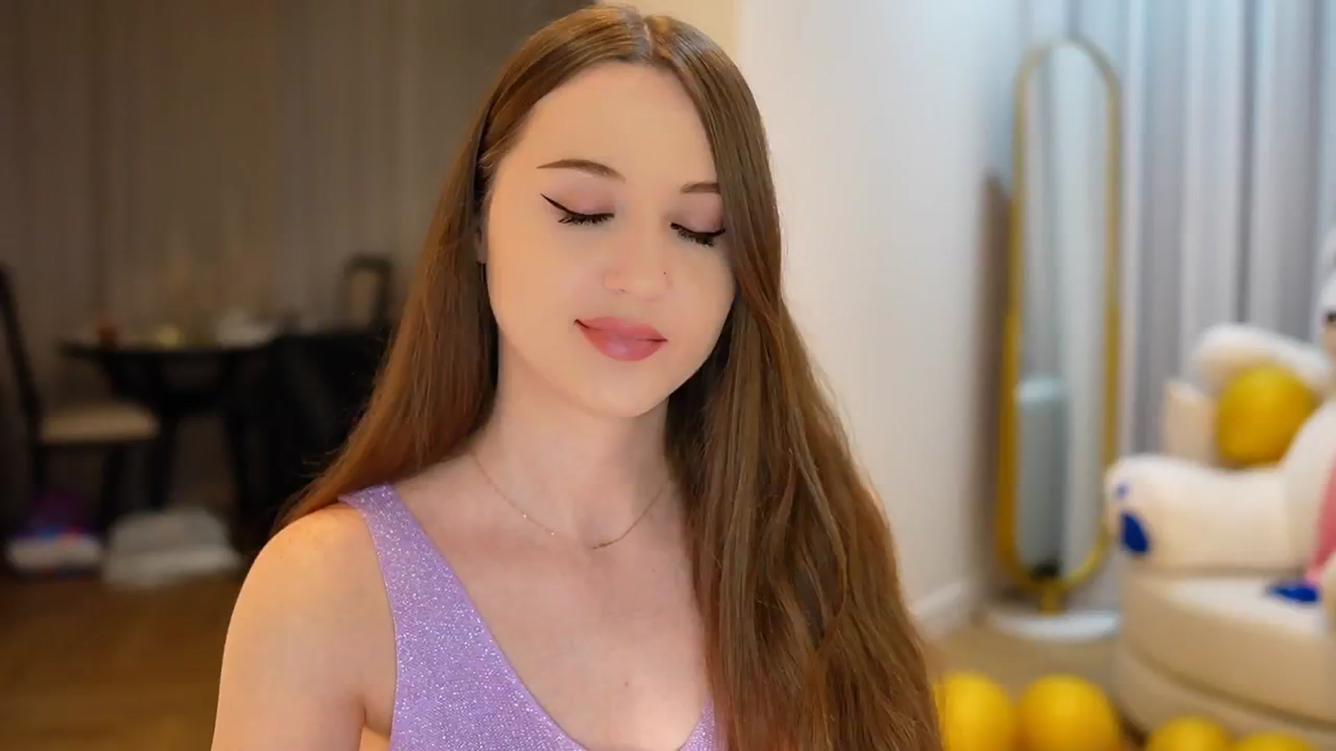 Gallery image thumbnail from Innocent_Soul's myfreecams stream on, 09/12/2024, 15:39 image 17 of 20