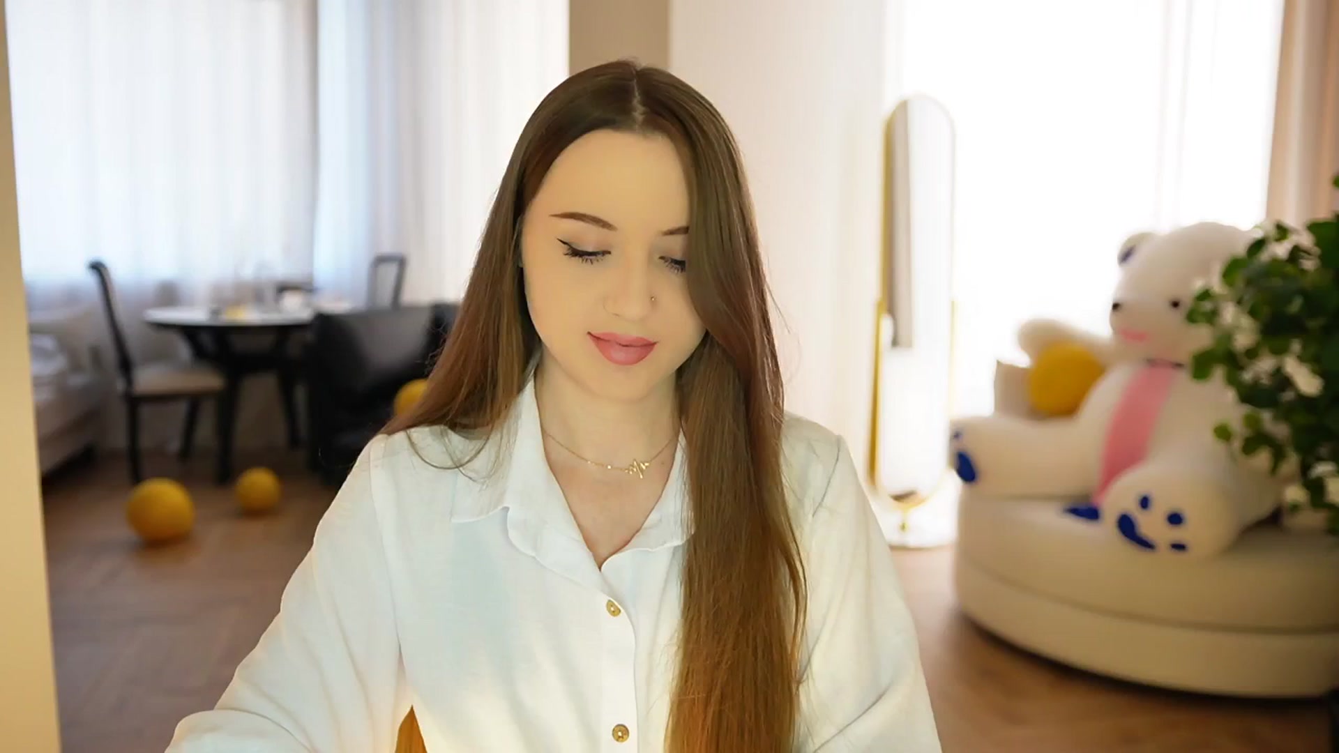 Gallery image thumbnail from Innocent_Soul's myfreecams stream on, 09/14/2024, 11:50 image 6 of 20