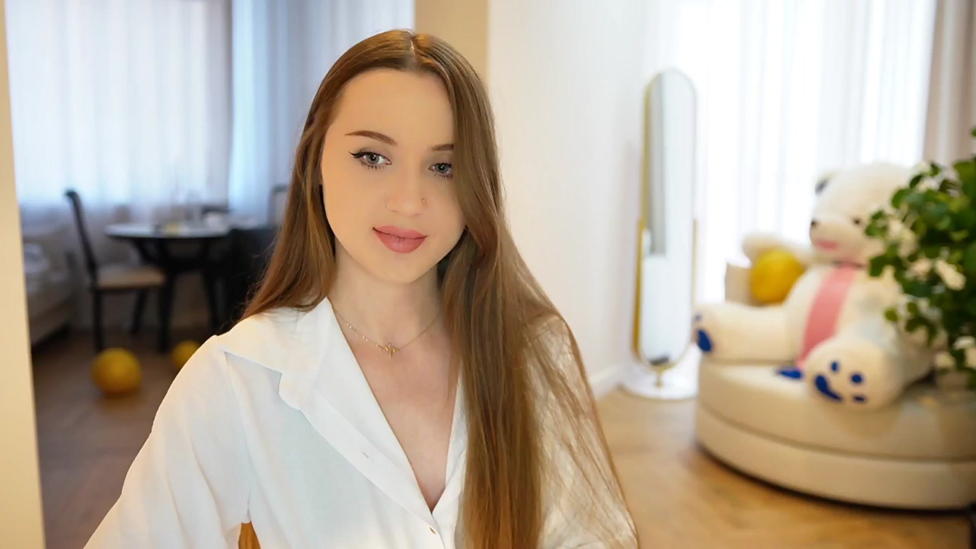Gallery image thumbnail from Innocent_Soul's myfreecams stream on, 09/14/2024, 13:03 image 14 of 20
