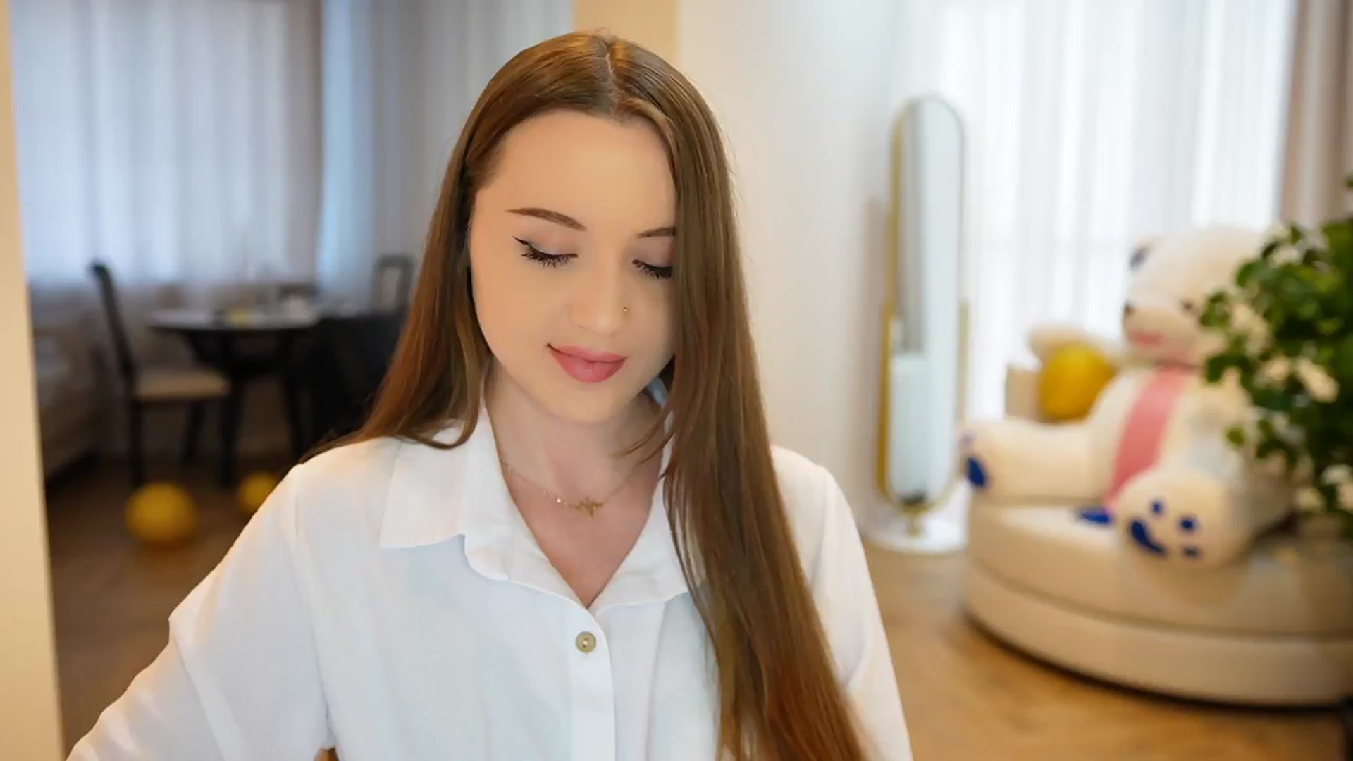 Gallery image thumbnail from Innocent_Soul's myfreecams stream on, 09/14/2024, 14:43 image 11 of 20