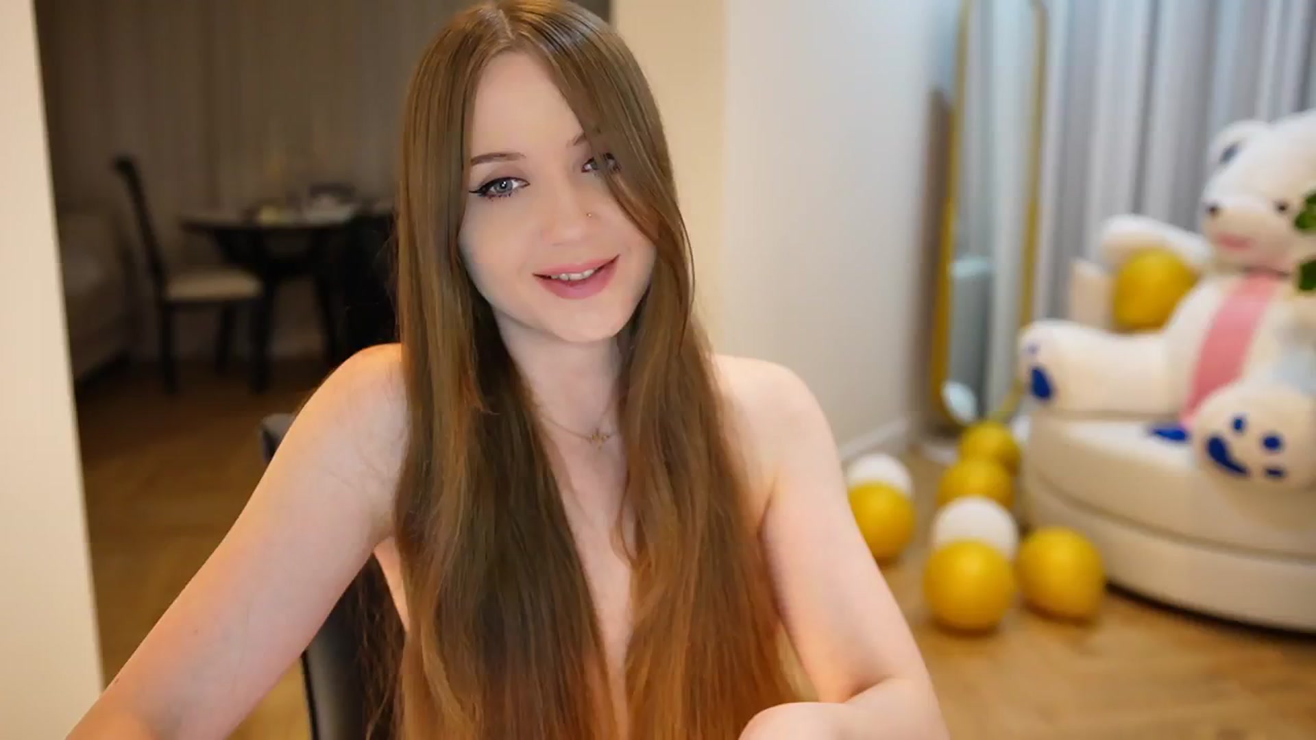 Gallery image thumbnail from Innocent_Soul's myfreecams stream on, 09/15/2024, 17:02 image 11 of 20