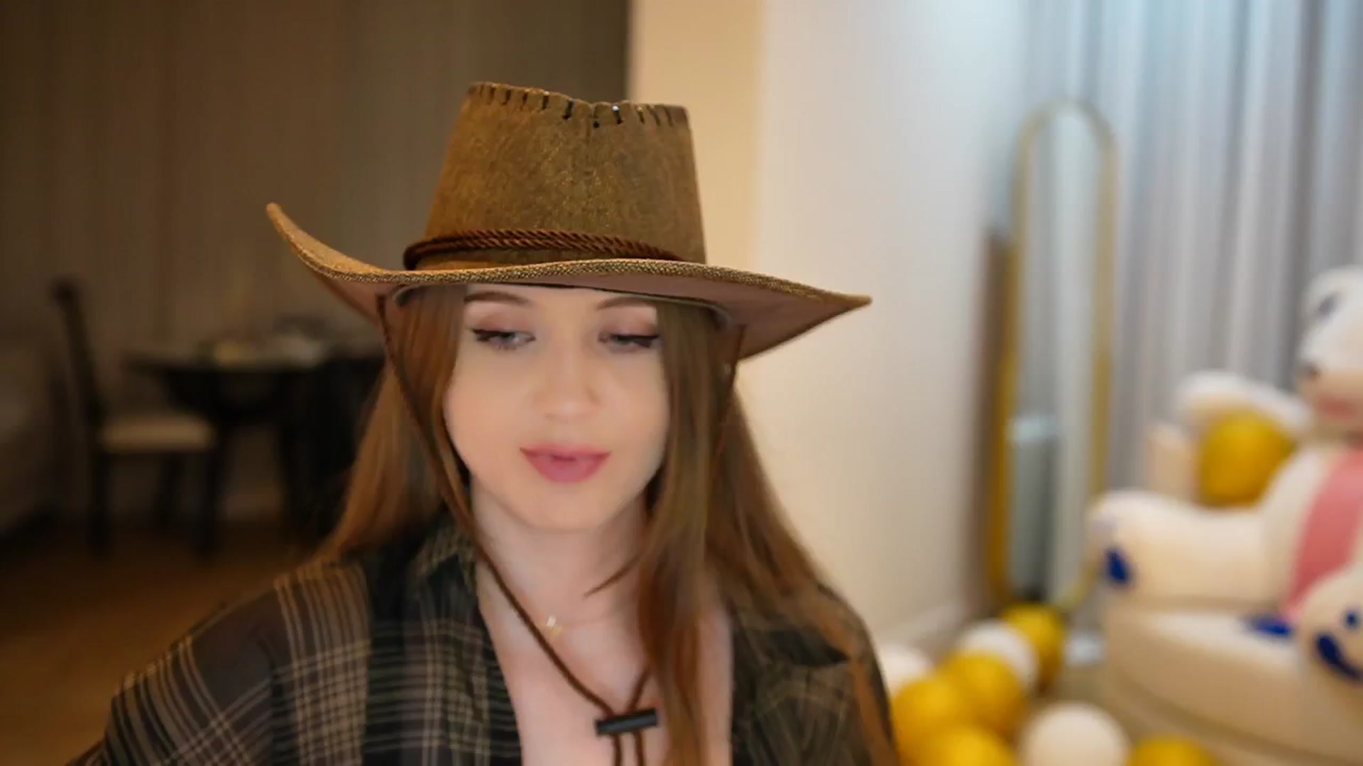 Gallery image thumbnail from Innocent_Soul's myfreecams stream on, 09/17/2024, 05:12 image 11 of 20