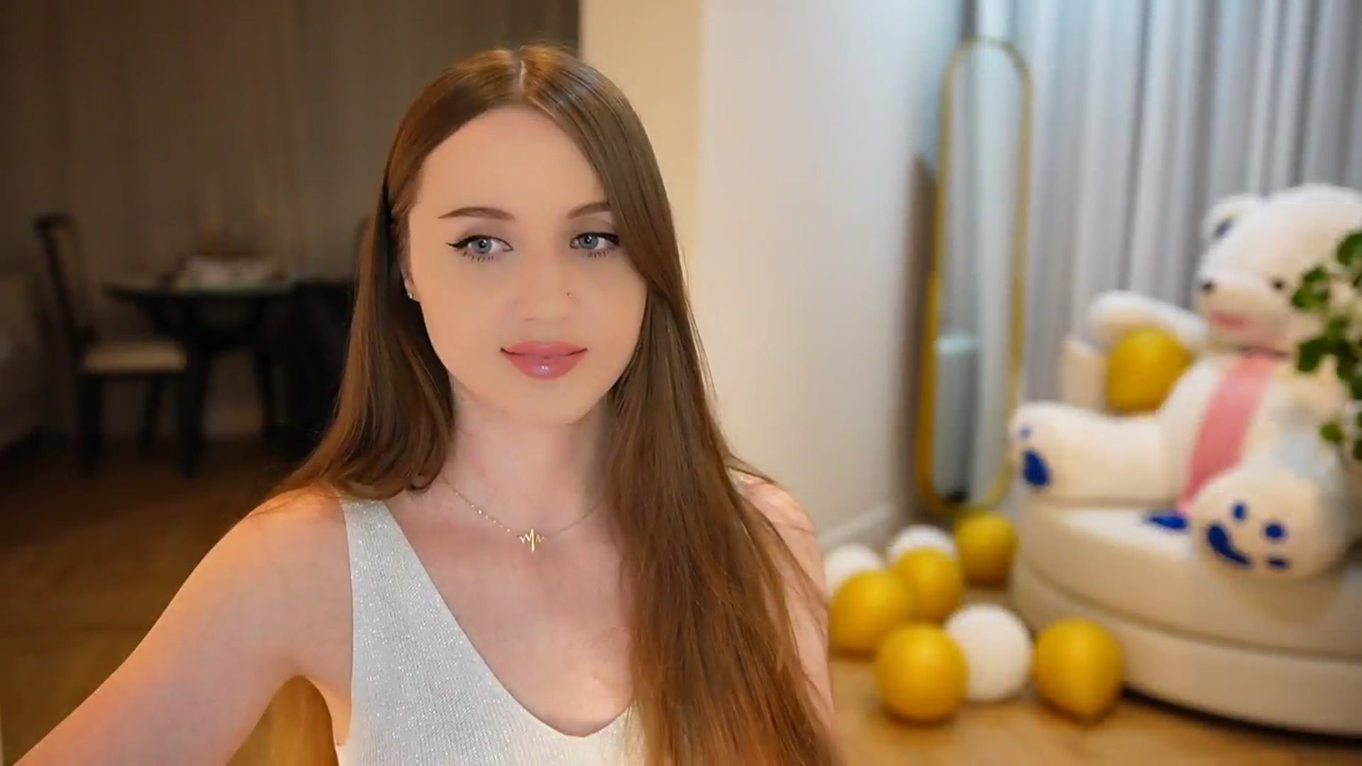 Gallery image thumbnail from Innocent_Soul's myfreecams stream on, 09/20/2024, 17:53 image 20 of 20