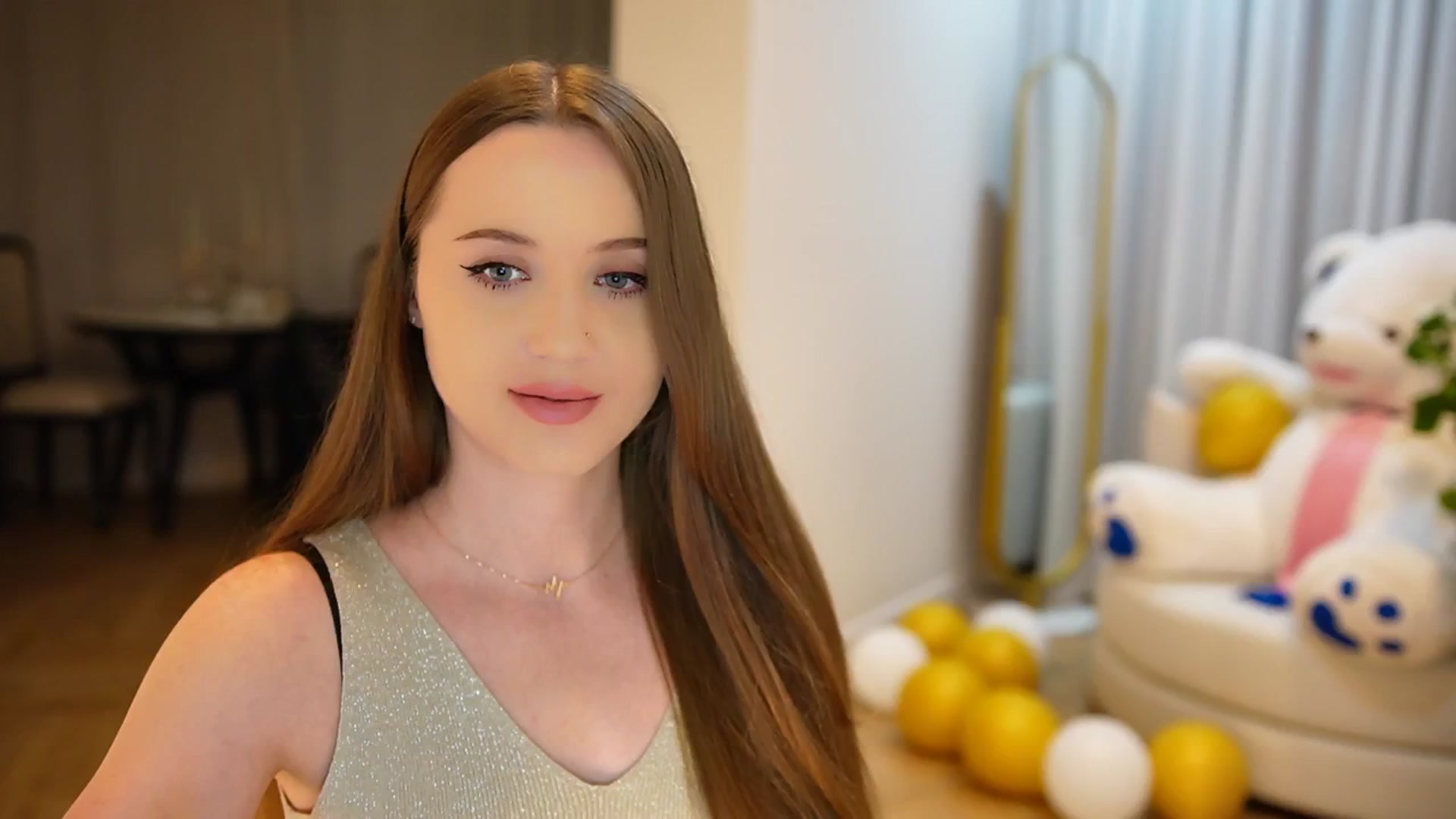 Gallery image thumbnail from Innocent_Soul's myfreecams stream on, 09/24/2024, 20:33 image 13 of 20