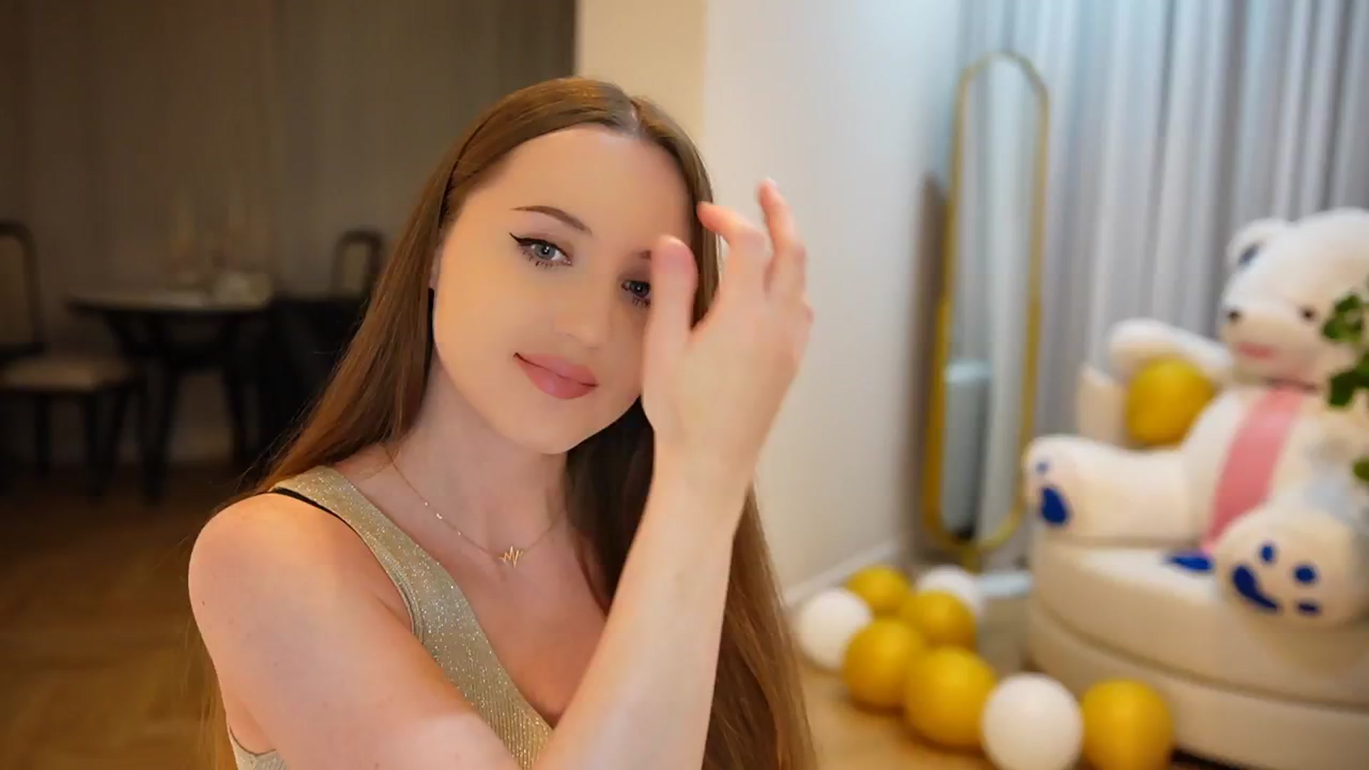 Gallery image thumbnail from Innocent_Soul's myfreecams stream on, 09/24/2024, 20:33 image 11 of 20