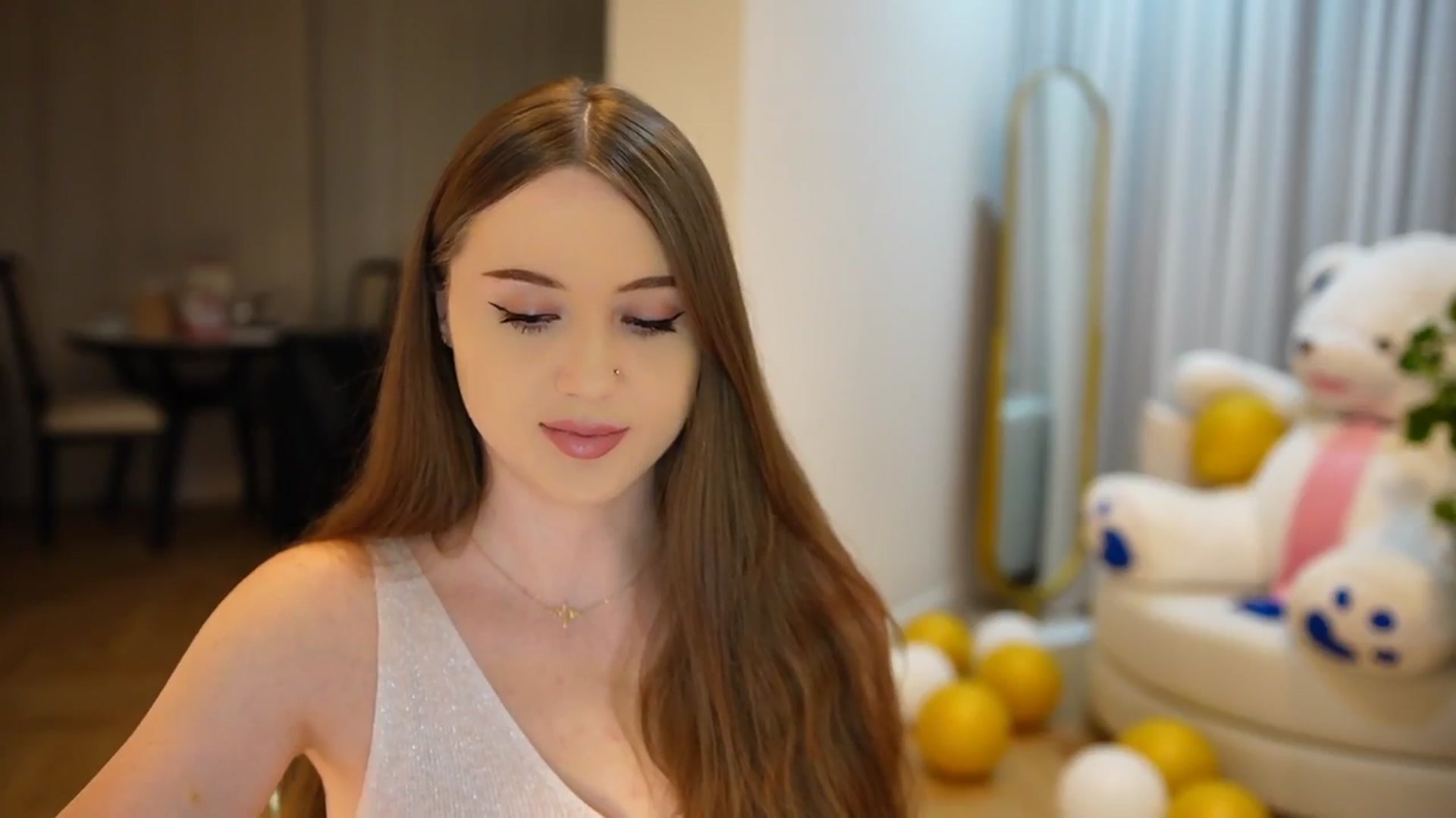 Gallery image thumbnail from Innocent_Soul's myfreecams stream on, 09/30/2024, 17:02 image 2 of 20