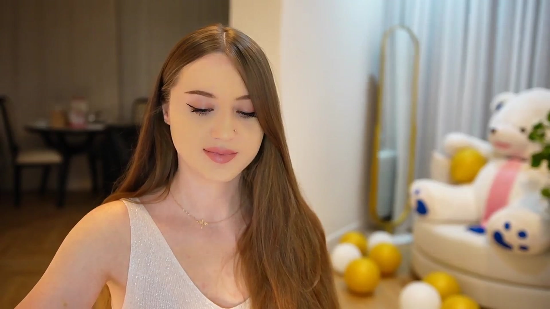 Gallery image thumbnail from Innocent_Soul's myfreecams stream on, 09/30/2024, 17:02 image 18 of 20