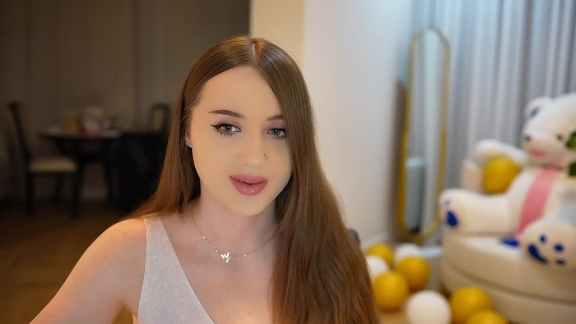 Gallery image thumbnail from Innocent_Soul's myfreecams stream on, 09/30/2024, 18:04 image 1 of 20